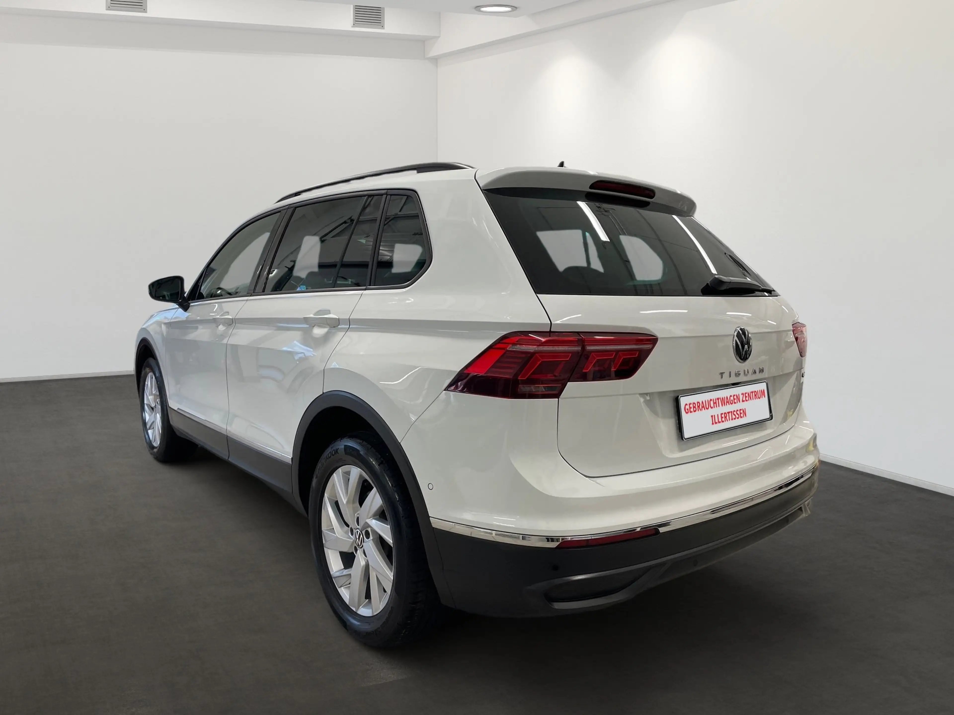 Volkswagen Tiguan 2.0 TDI 4M Life *MATRIX*KAMERA*NAVI* — photo 4