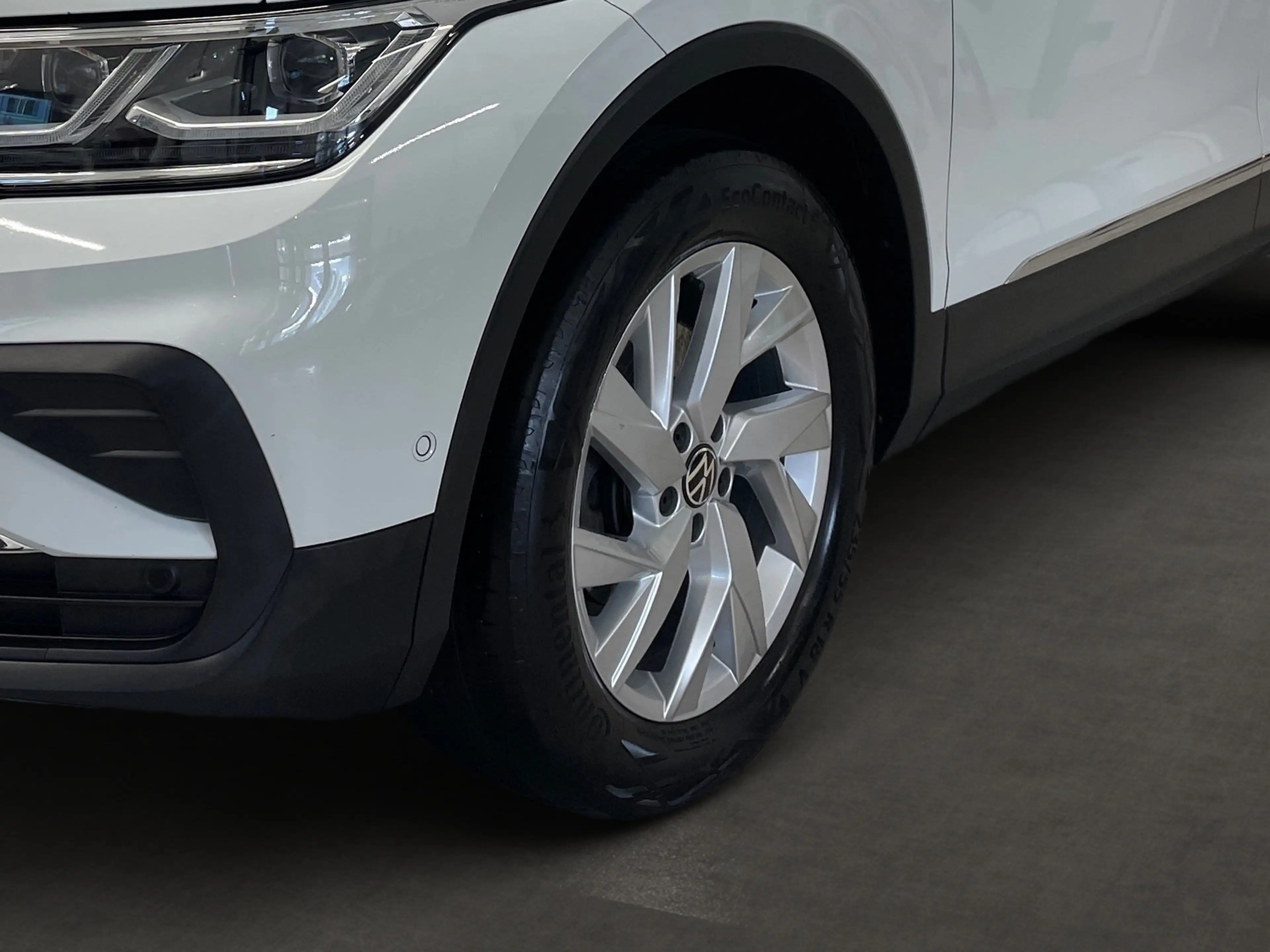 Volkswagen Tiguan 2.0 TDI 4M Life *MATRIX*KAMERA*NAVI* — photo 9
