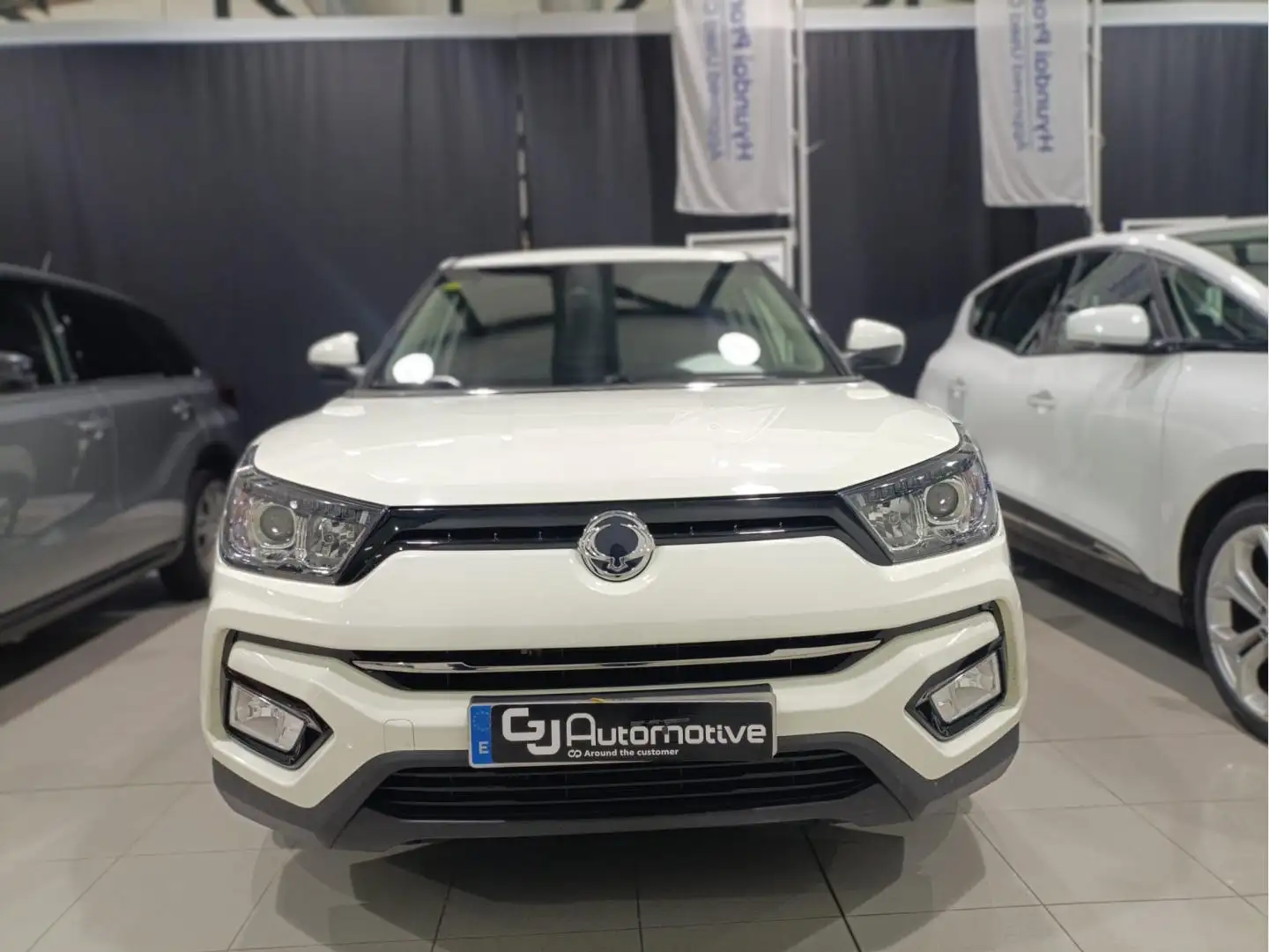 SsangYong Tivoli 1.6 GASOLINA/GLP 128CV Blanc - 2