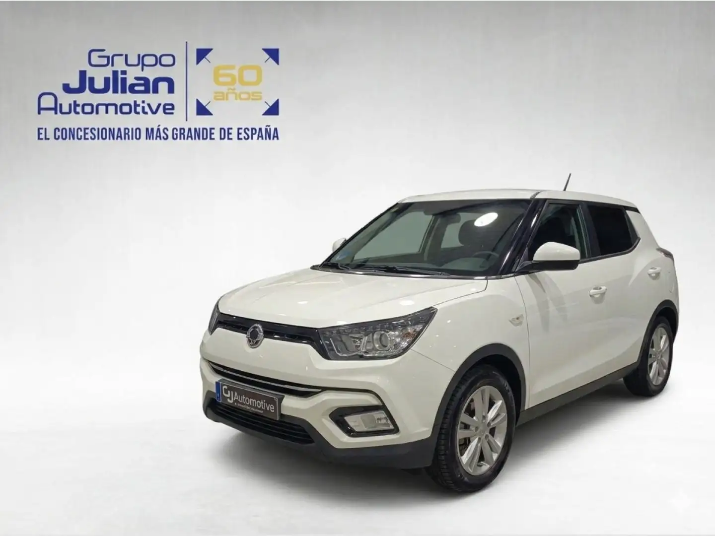 SsangYong Tivoli 1.6 GASOLINA/GLP 128CV Blanco - 1