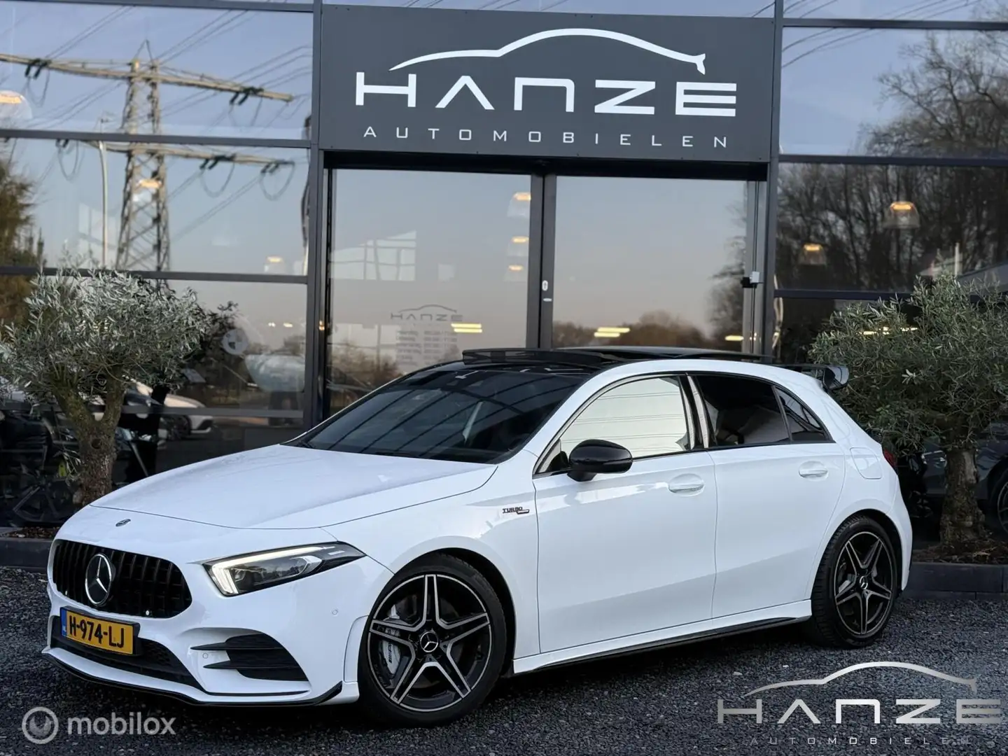 Mercedes-Benz A 35 AMG 4MATIC Premium Plus Blanc - 1