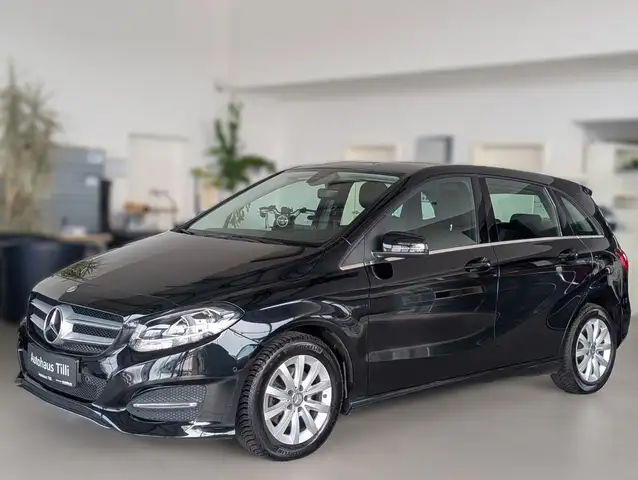 Mercedes-Benz B 180 B180 Style /Navi /SHZ /PDC /Alu /AHK