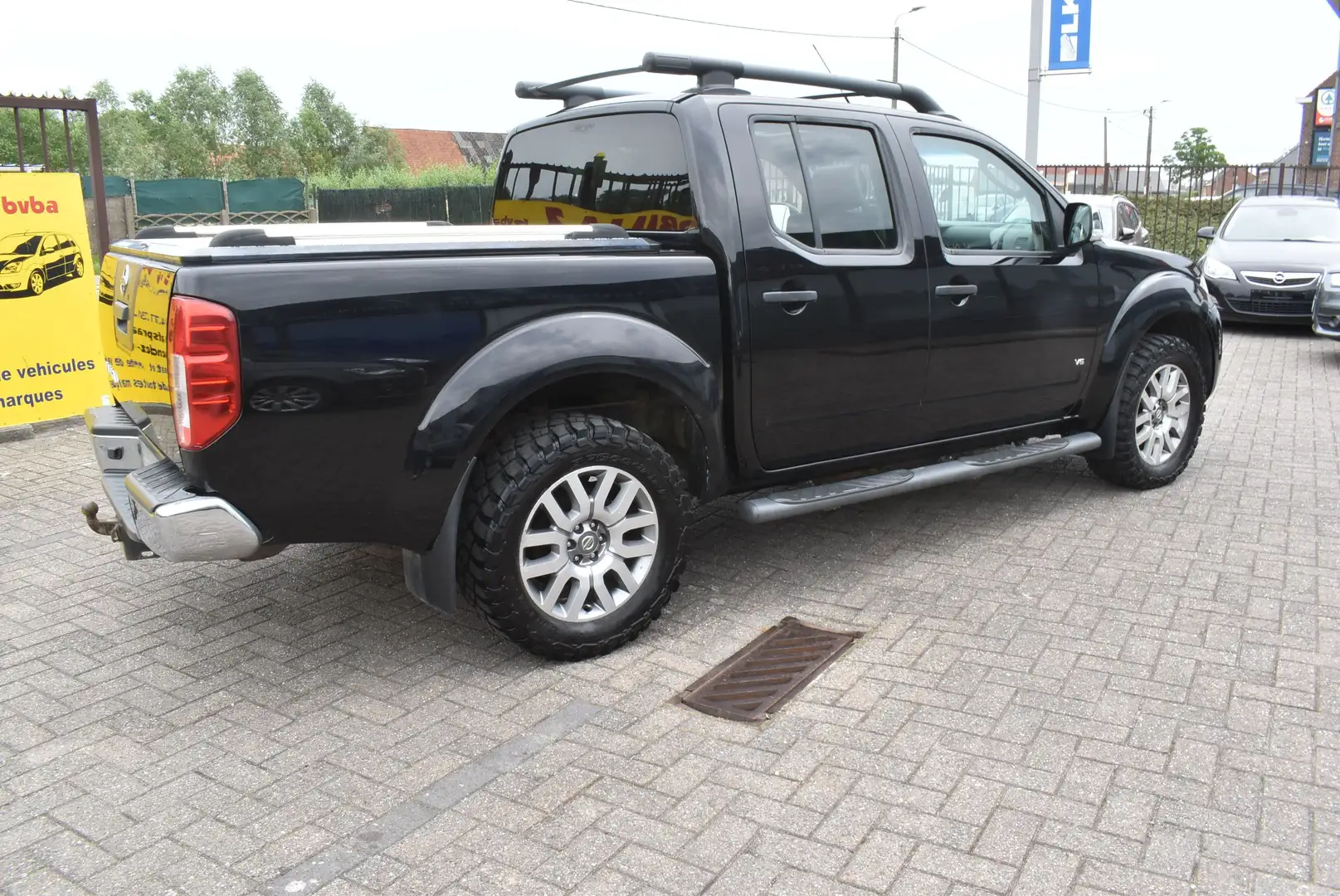 Nissan Navara 3.0 dCi 4x4 Business / Autom ***DESTOCKAGE B2B*** Чёрный - 2