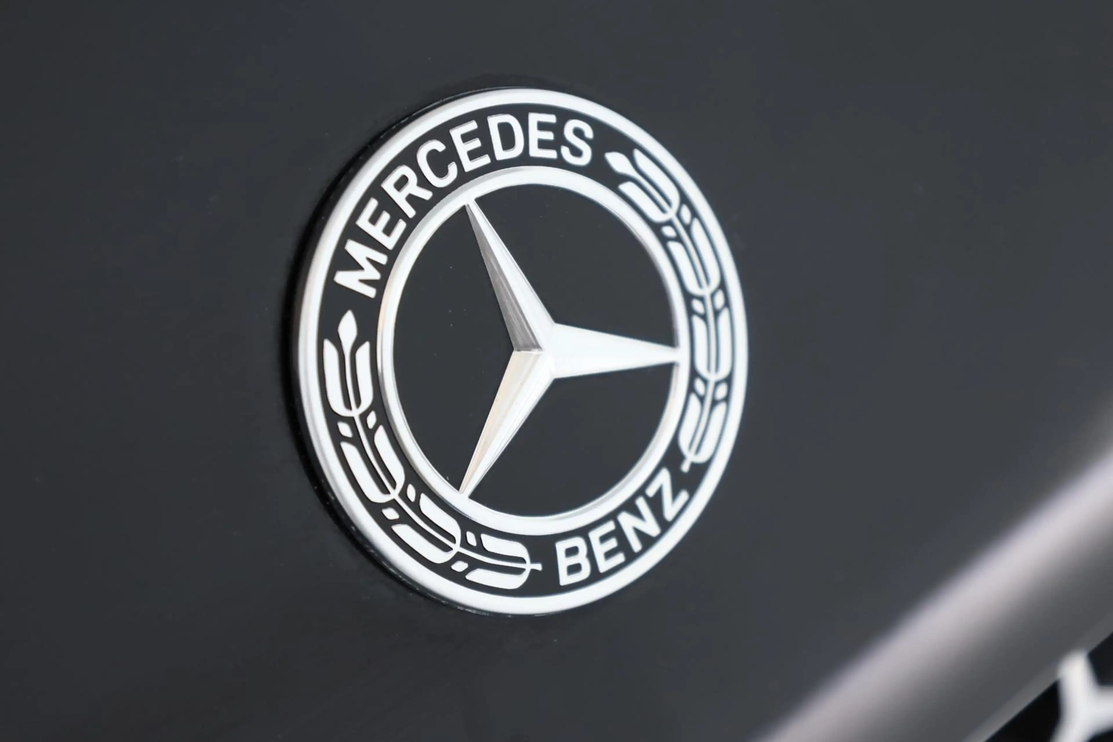 Mercedes-Benz V 300 d 4M extralang EXCLUSIVE 7S Nav BM ACC 360 — photo 13