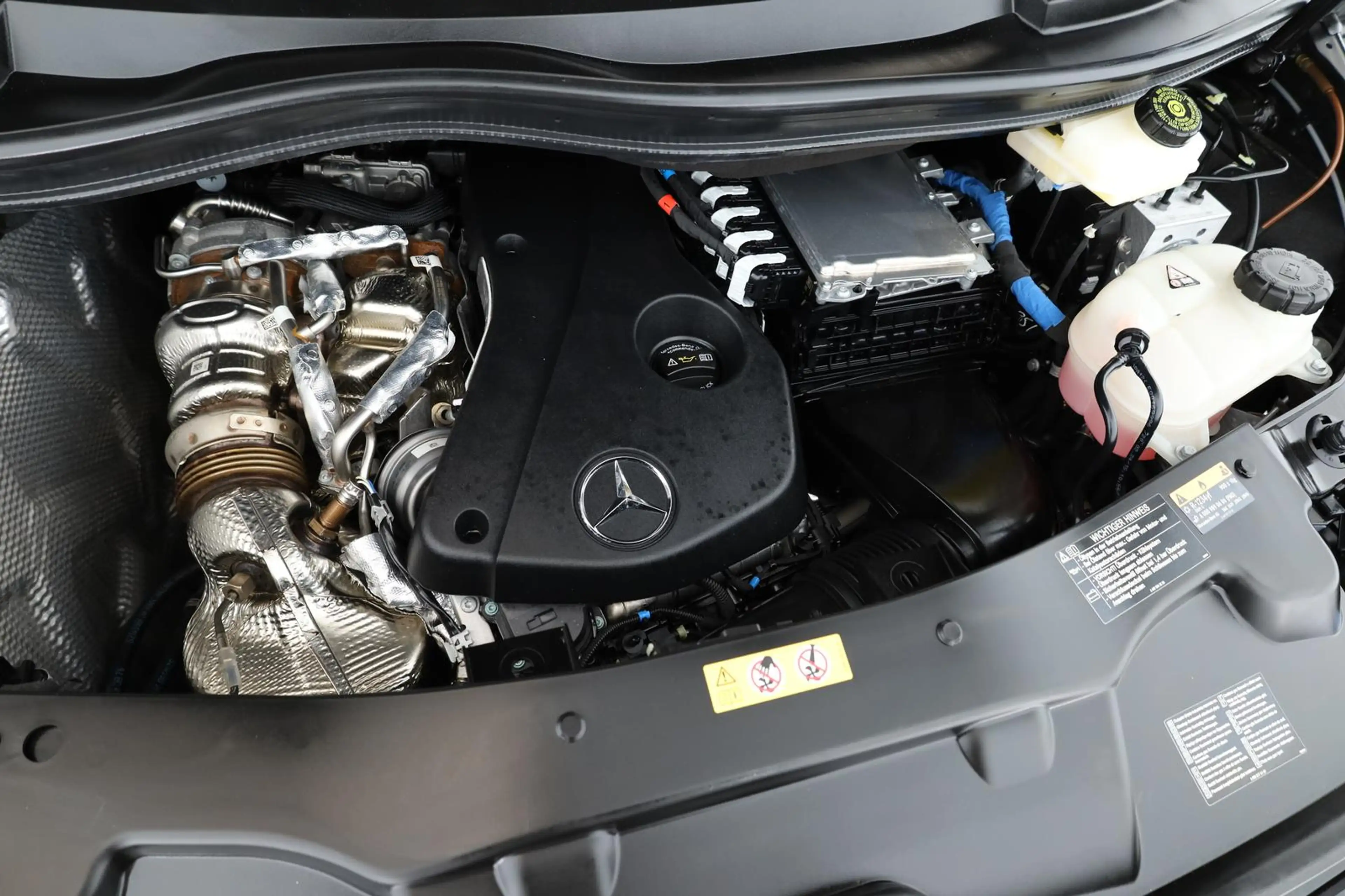 Mercedes-Benz V 300 d 4M extralang EXCLUSIVE 7S Nav BM ACC 360 — photo 8