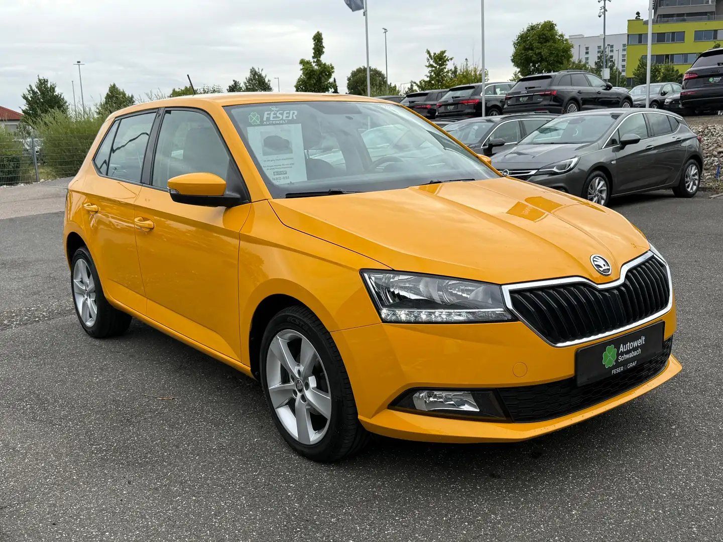 Skoda Fabia 1.0 TSI Cool Plus BLUETOOTH SHZ Gelb - 2
