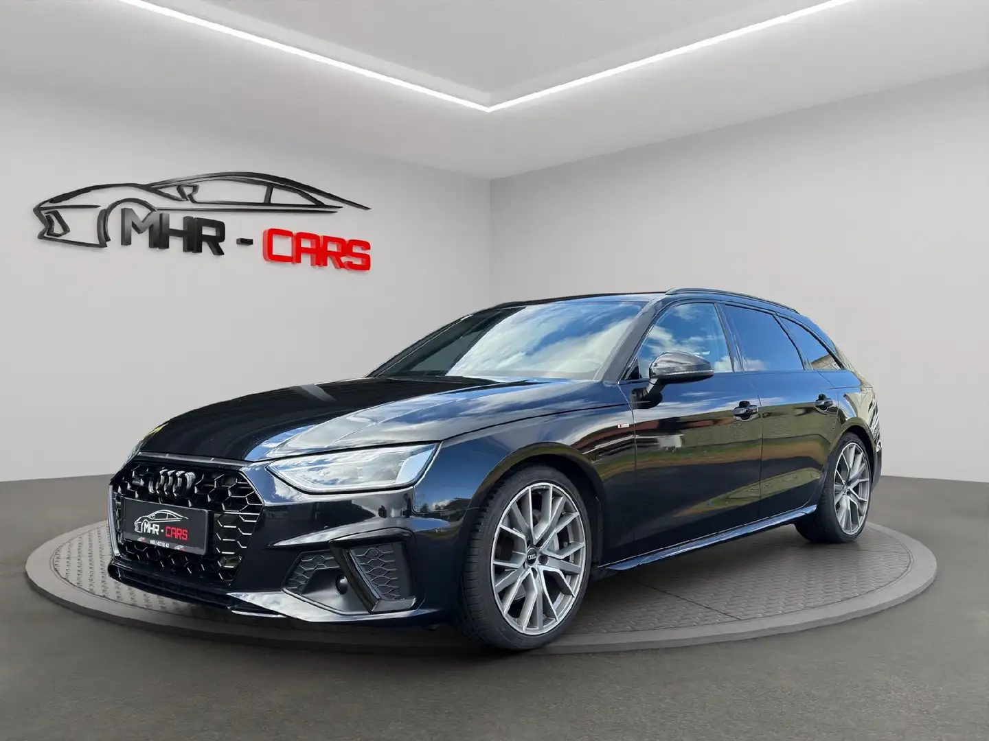 Audi A4 40 quattro 2.0 TDI S line All Black Schwarz - 1