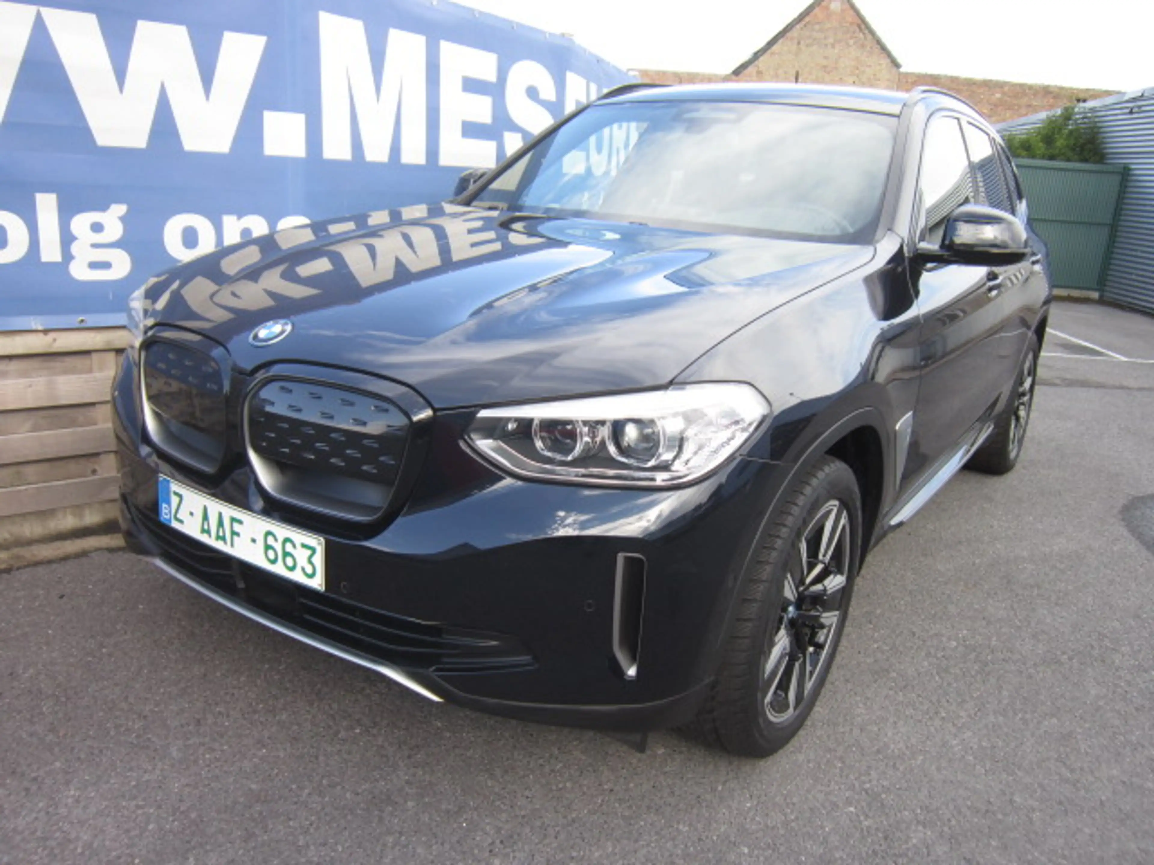 BMW iX3 PROF NAVI + ELEK TREKHAAK + LEDER + OPEN PANO DAK — photo 2