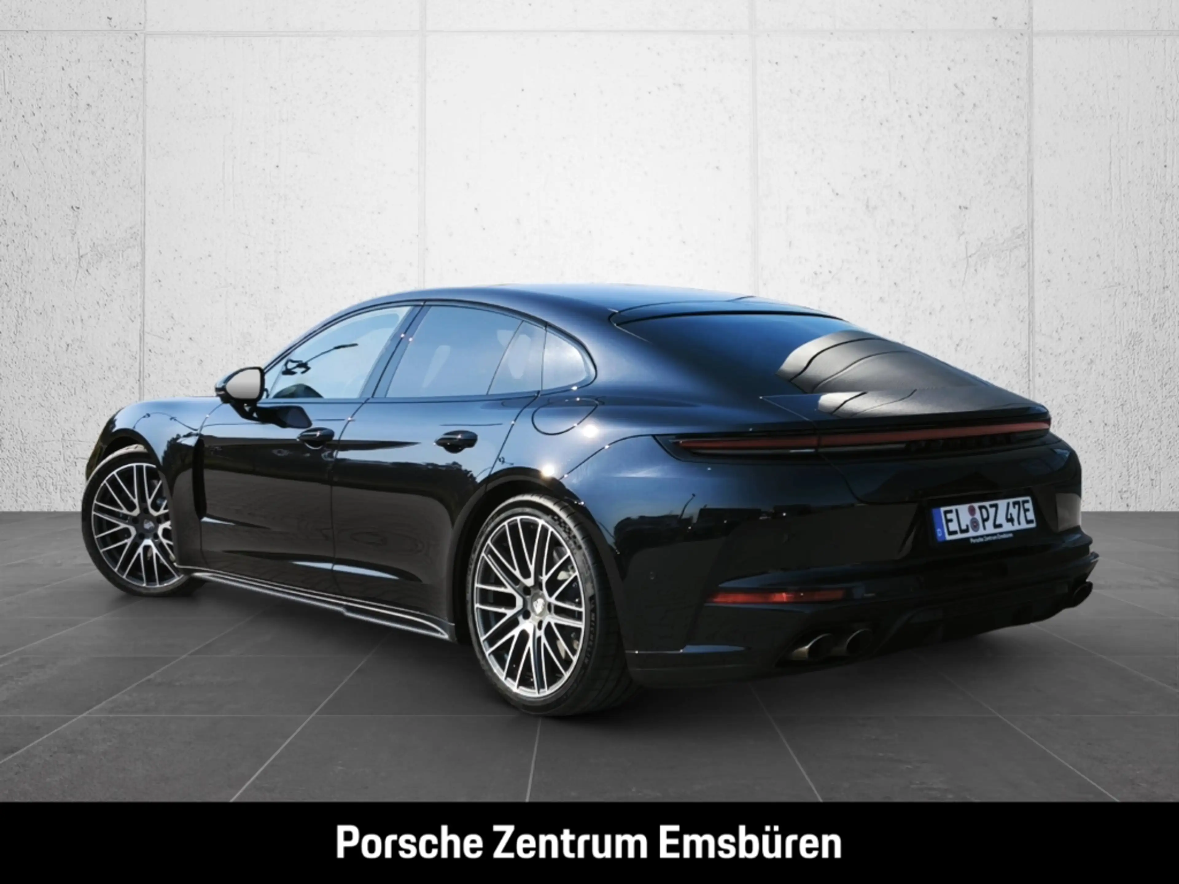 Porsche Panamera 4 E-Hybrid Pano Sportaga 21-Zoll Bose Sitzbelüftun — photo 3