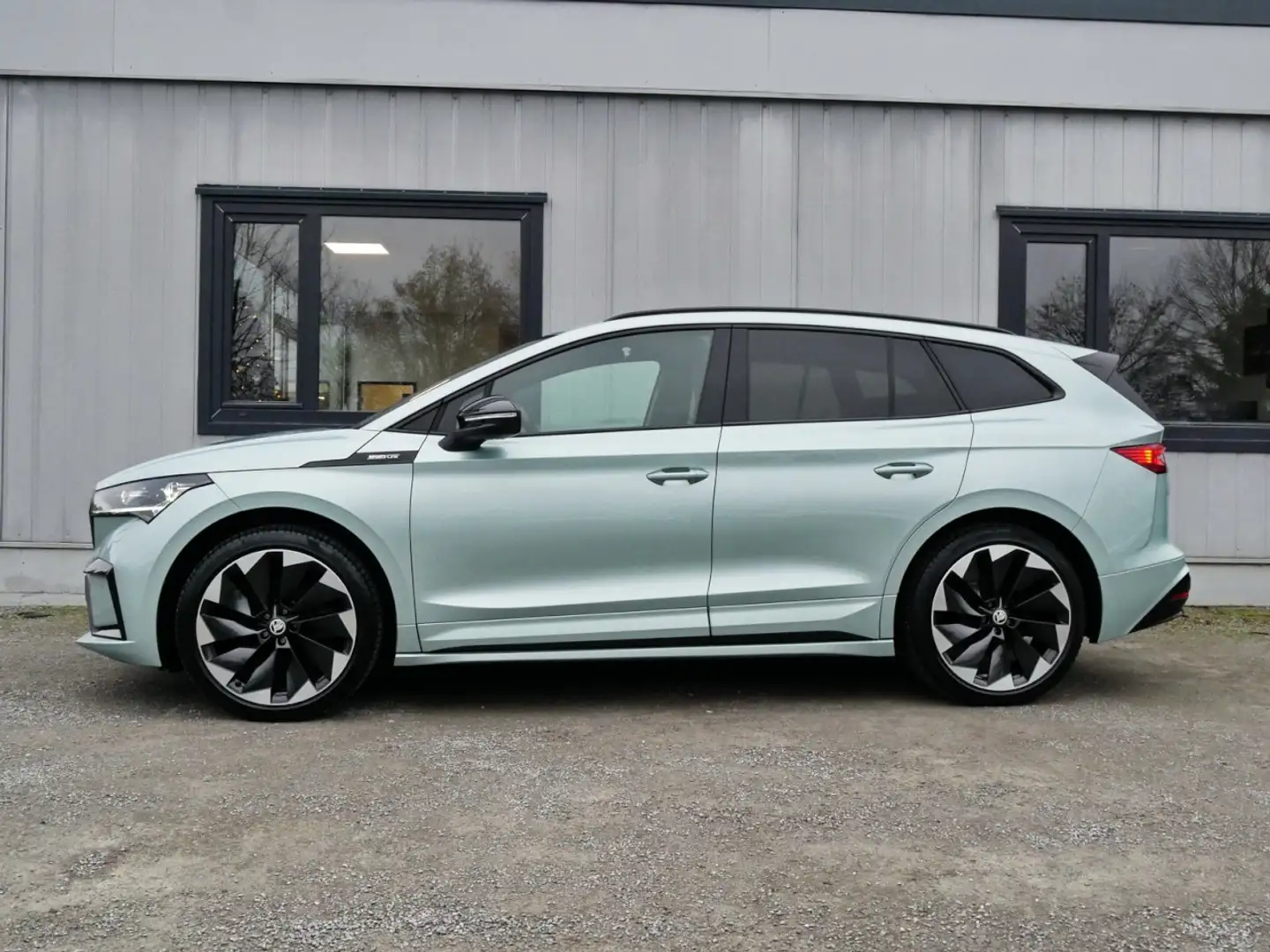 Skoda Enyaq iV 60 Sportline Aut+Navi+Klima+Kamera+ACC Klima Argent - 2