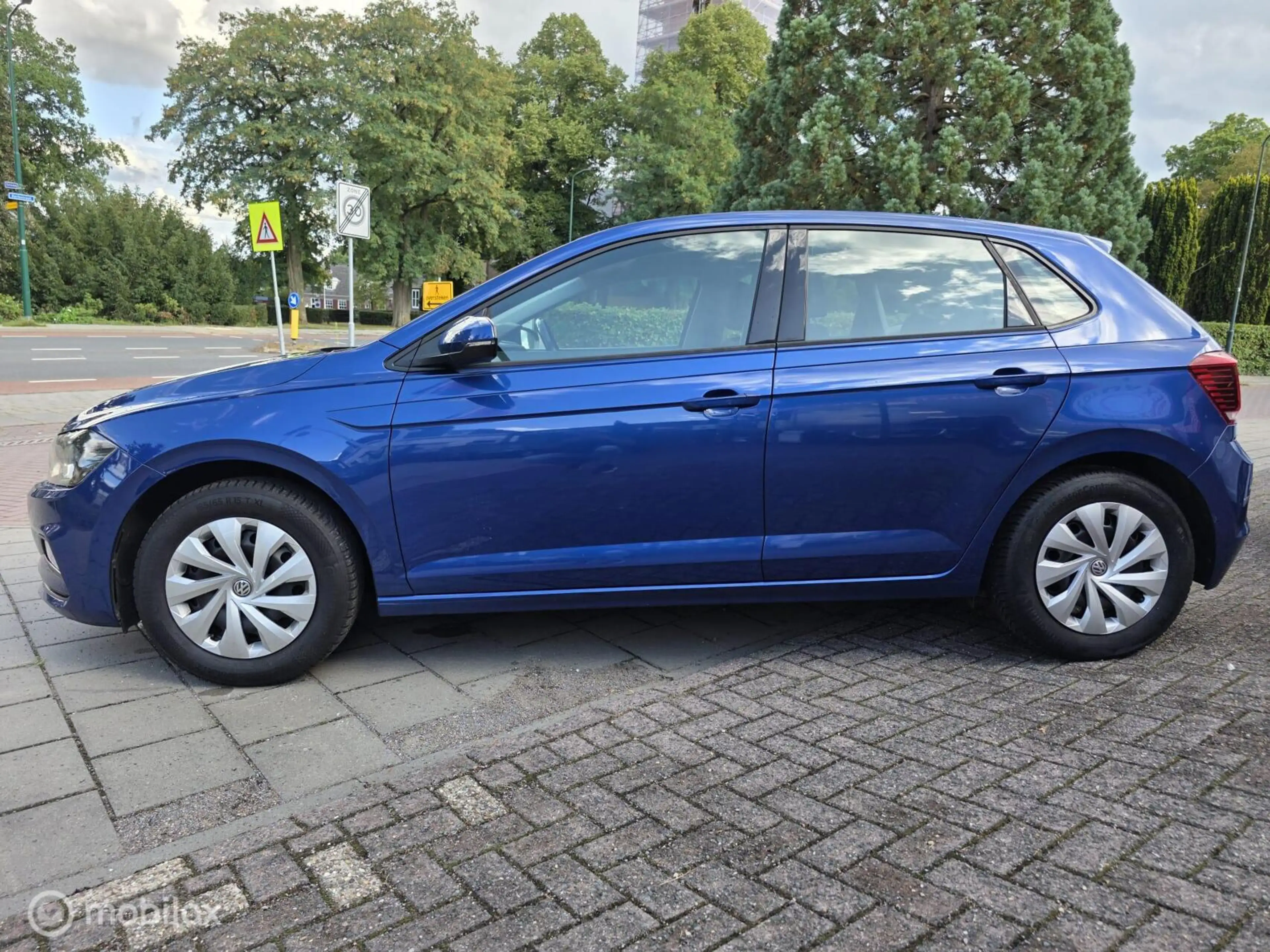 Volkswagen Polo 1.6 TDI Comfortline Business Dealer onderhouden — photo 6