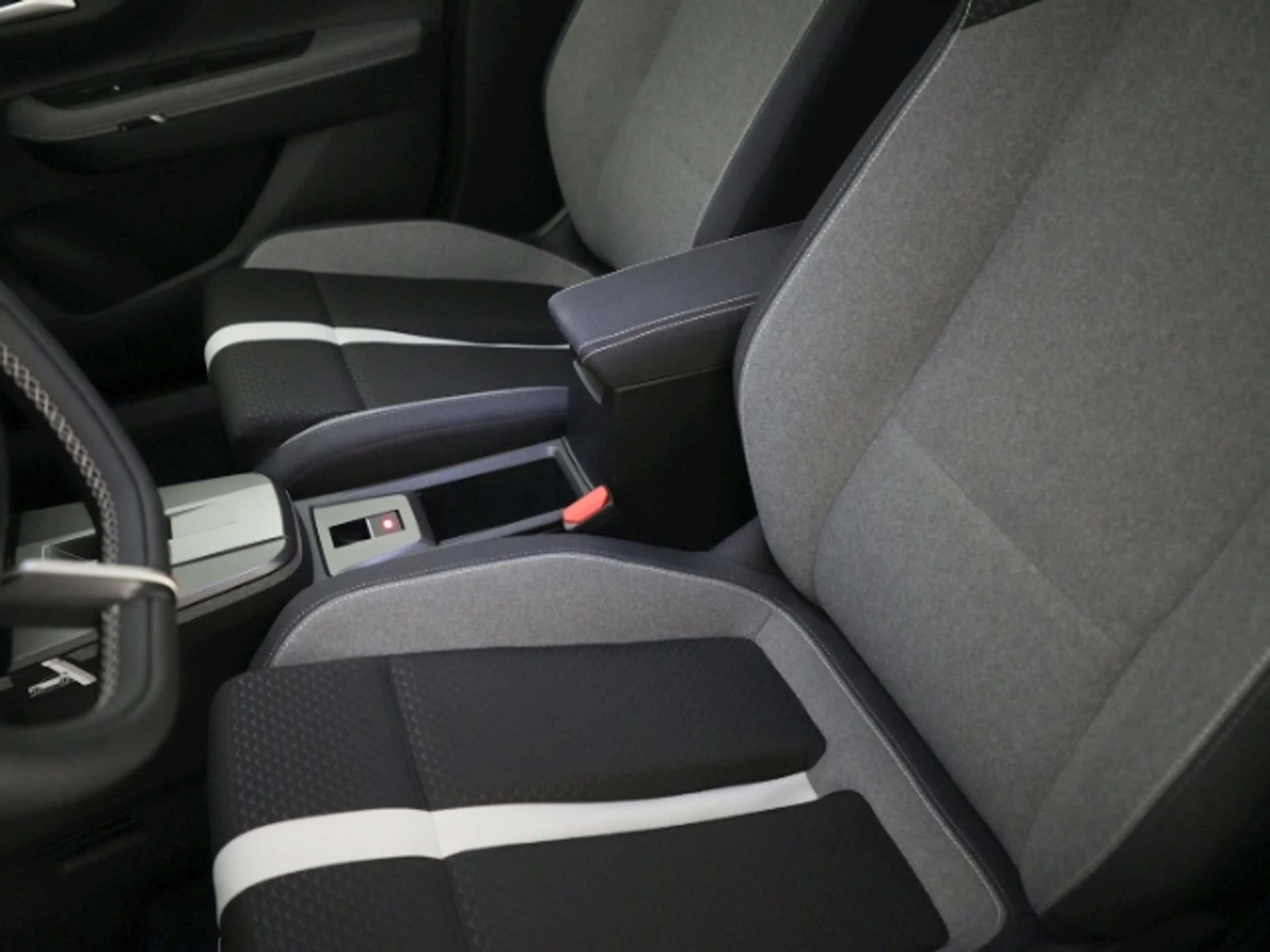 Opel Frontera C GS 44kWH AT+LED MATRIX+NAVI+RÜCKFAHRKAMERA+SITZ- — photo 10