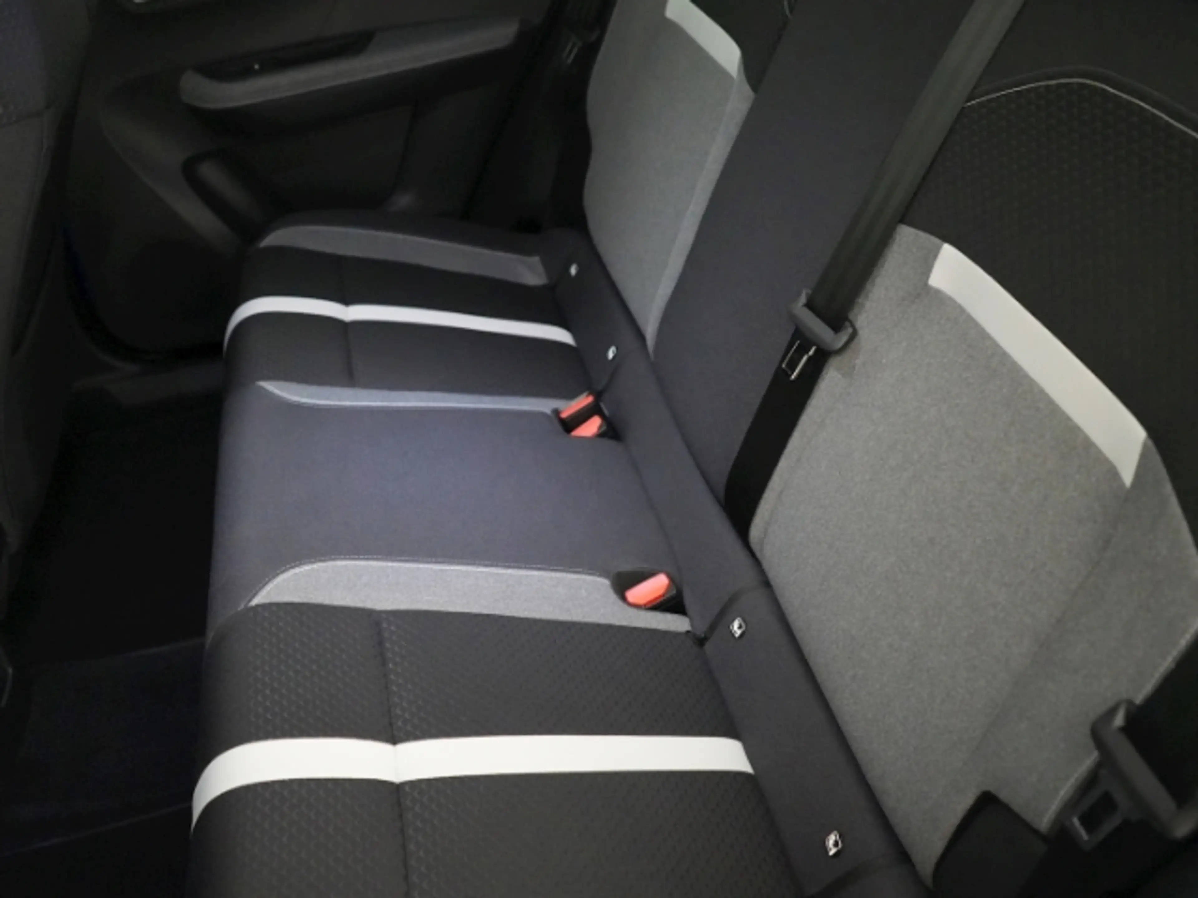 Opel Frontera C GS 44kWH AT+LED MATRIX+NAVI+RÜCKFAHRKAMERA+SITZ- — photo 9