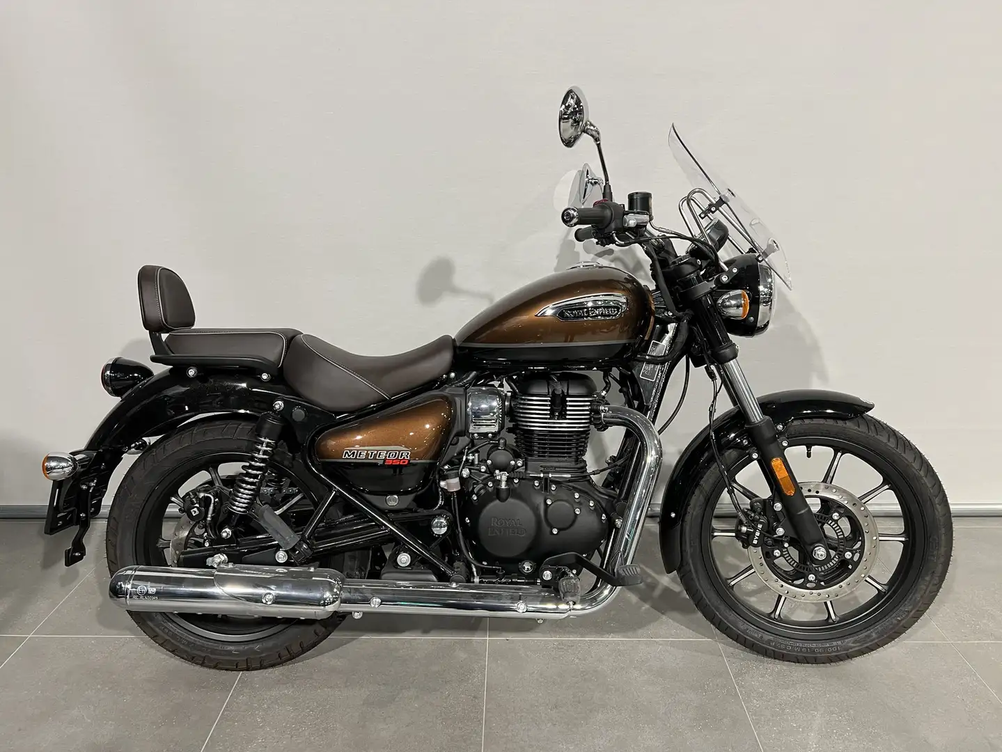Royal Enfield Meteor 350 Maro - 1