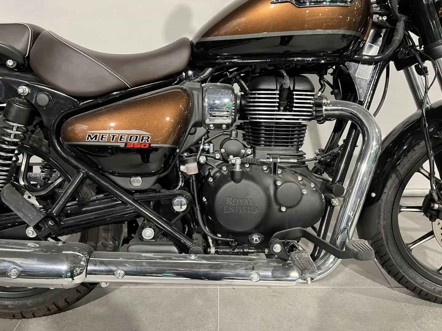 Royal Enfield Meteor 350 Maro - 2