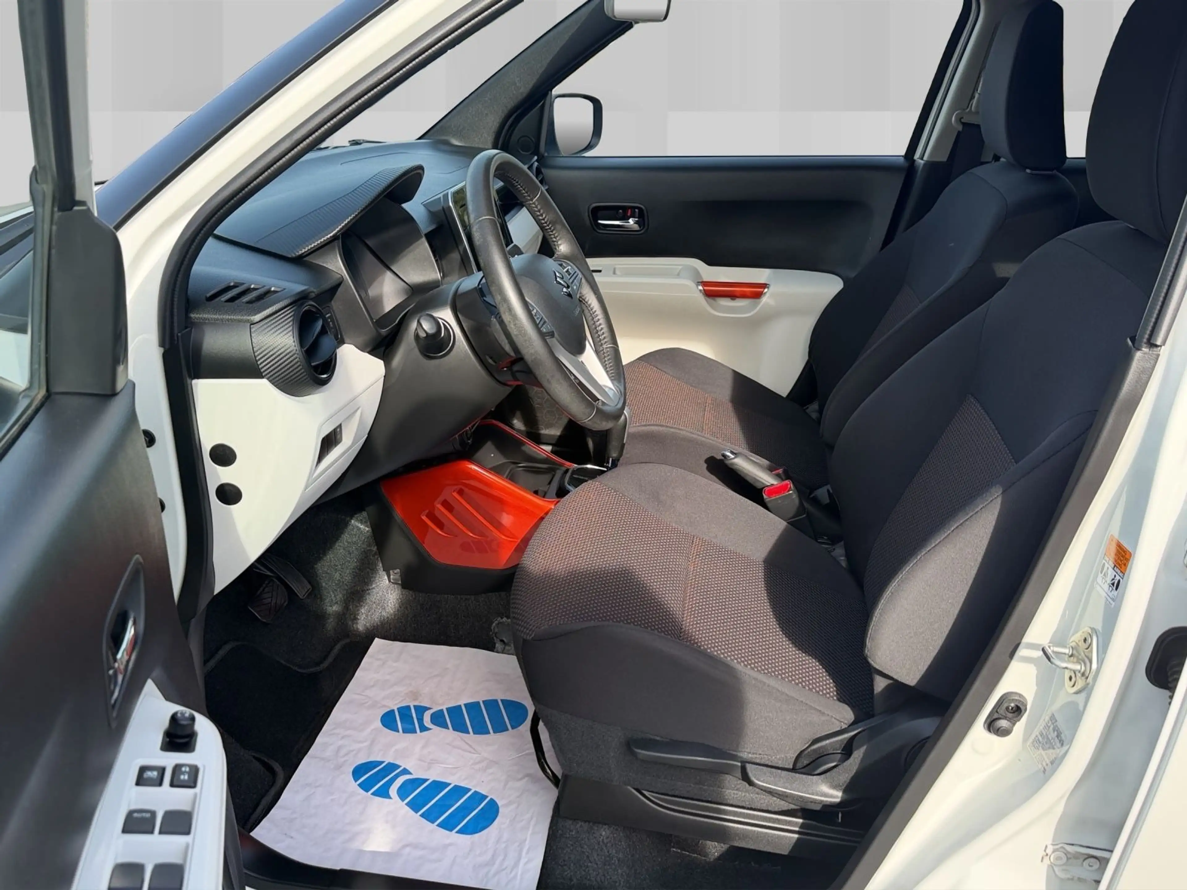 Suzuki Ignis 1.2 DualJet AGS Comfort+ /1.Hd LED NAV SHZ — photo 9