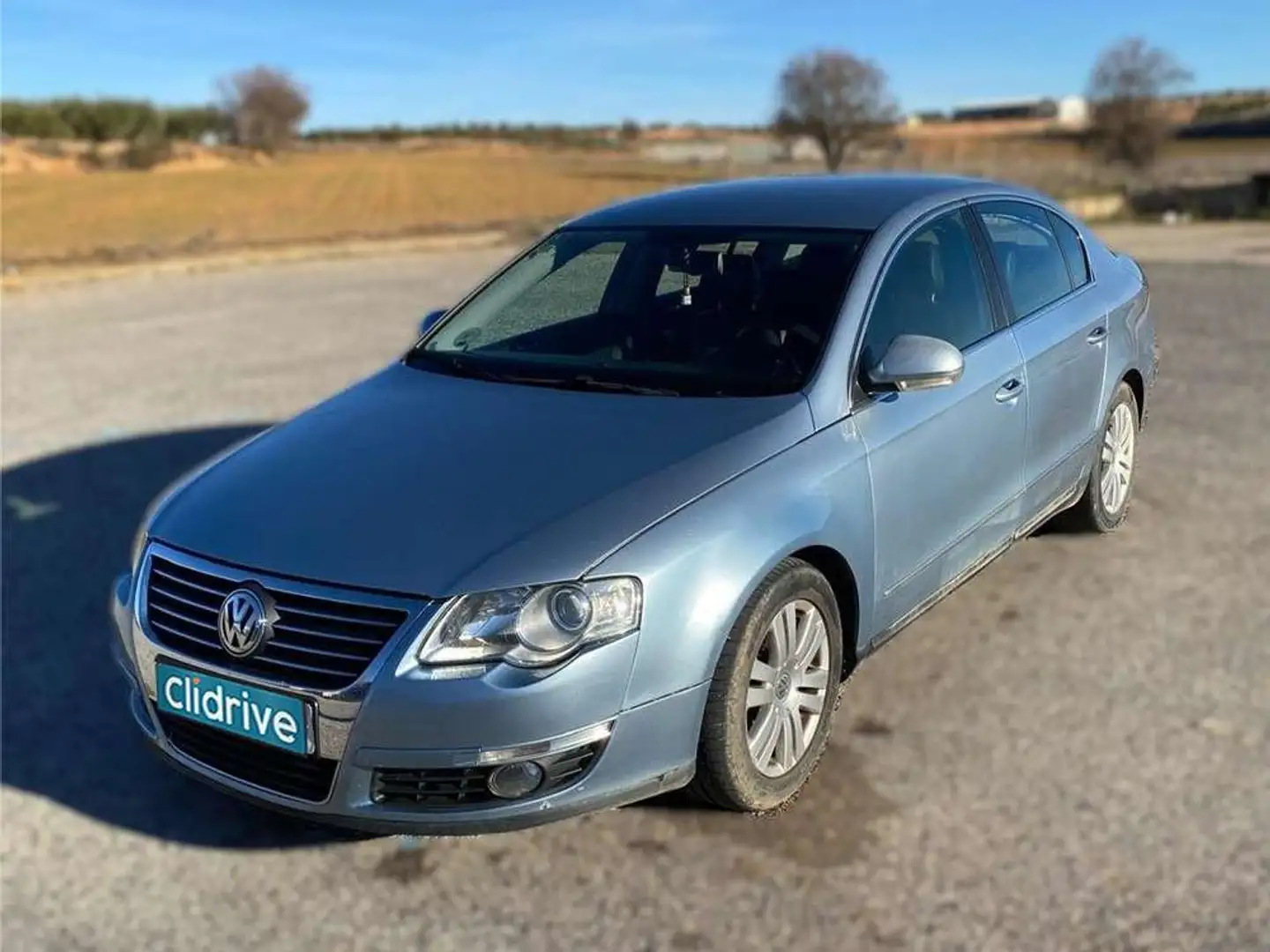 Volkswagen Passat 2.0TDI Highline DPF Azul - 1