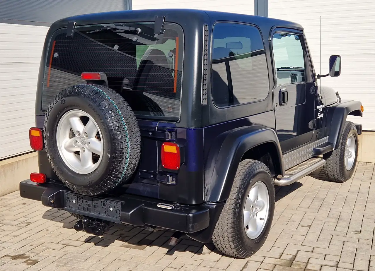 Jeep Wrangler 4,0 Sport Hard Top, Kilma,PICKERL 05/2027, foto 7