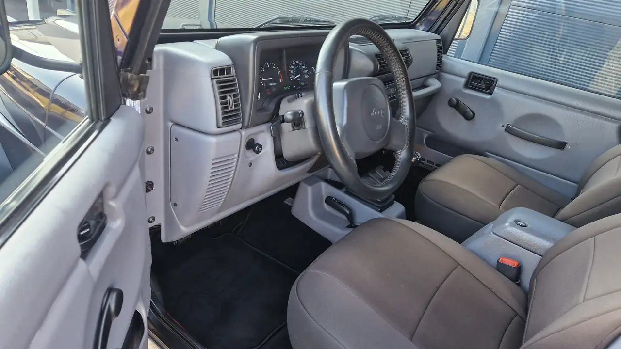 Jeep Wrangler 4,0 Sport Hard Top, Kilma,PICKERL 05/2027, foto 11