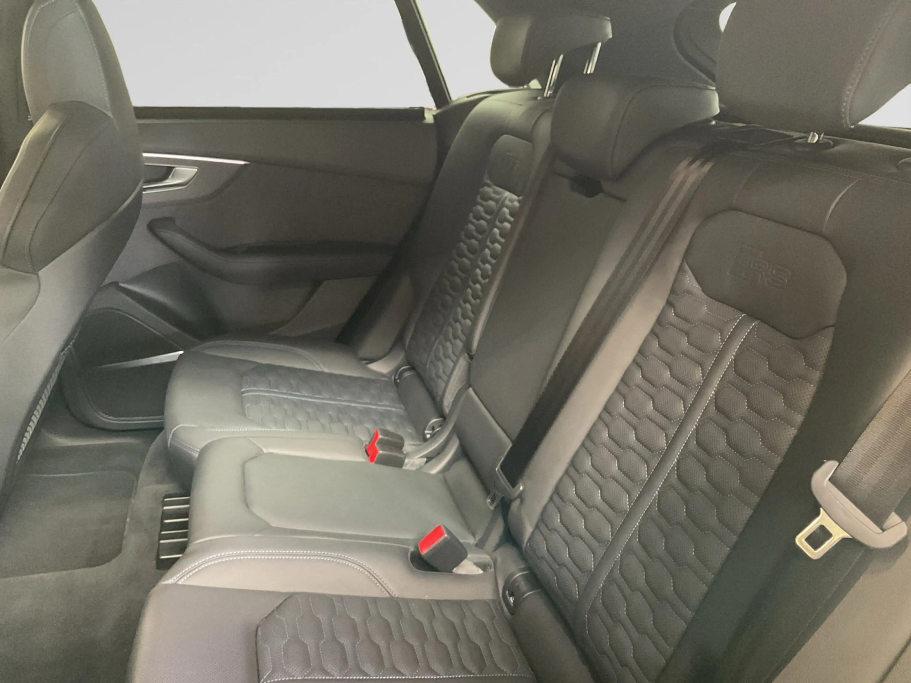 Audi RS Q8 Audi RS Q8 SUV performance    471 kW tiptronic — photo 12