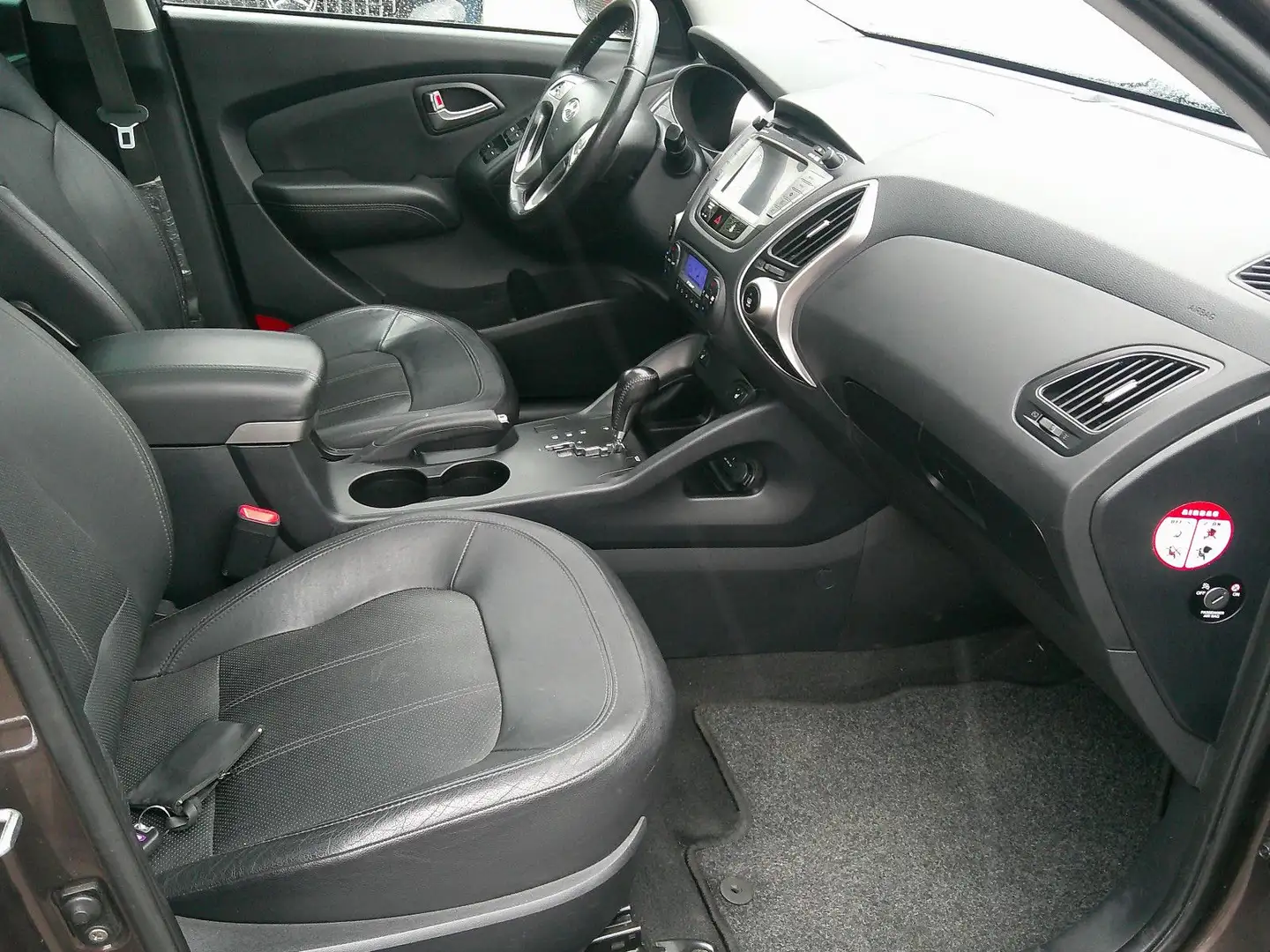 Hyundai iX35 Style 2WD Bruin - 2