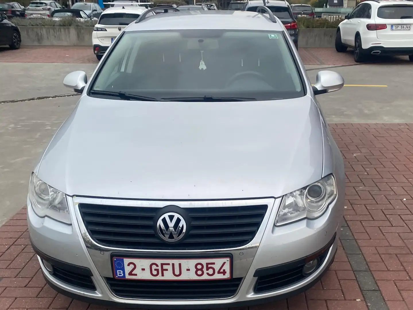 Volkswagen Passat Variant Passat Variant 2.0 TDI DPF DSG Comfortline Zilver - 2