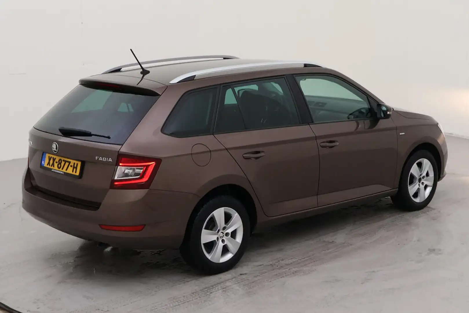 Skoda Fabia Combi 1.0 TSI Clever NL AUTO | ECC | STOELVERWARMI Marrone - 2