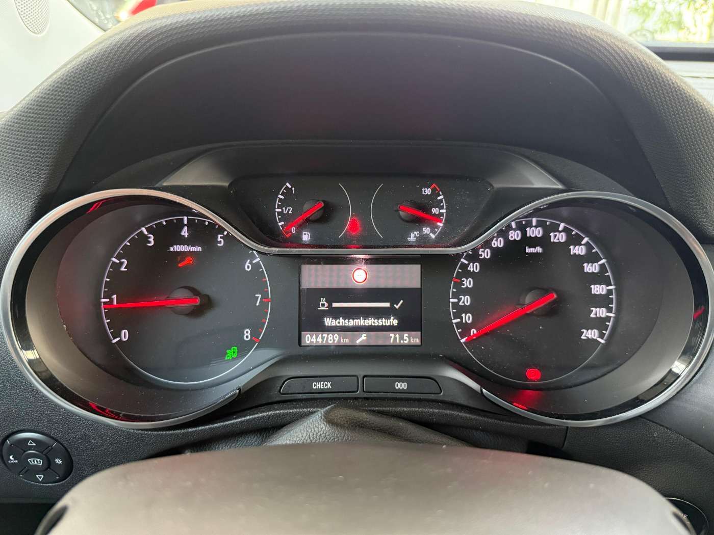 Opel Crossland X