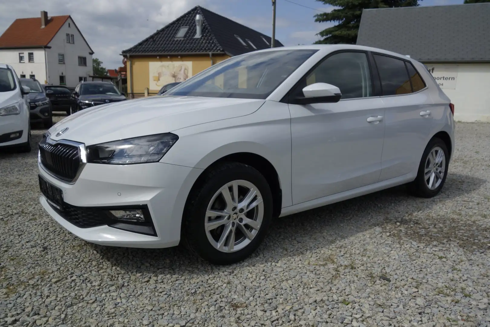 Skoda Fabia Selection beh.Lenkrad / Scheibe Weiß - 2