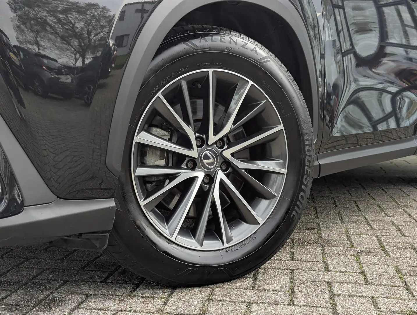 Lexus NX 450h+ AWD Luxury Line Plug-in | Stoel- stuurverwarming | Zwart - 2