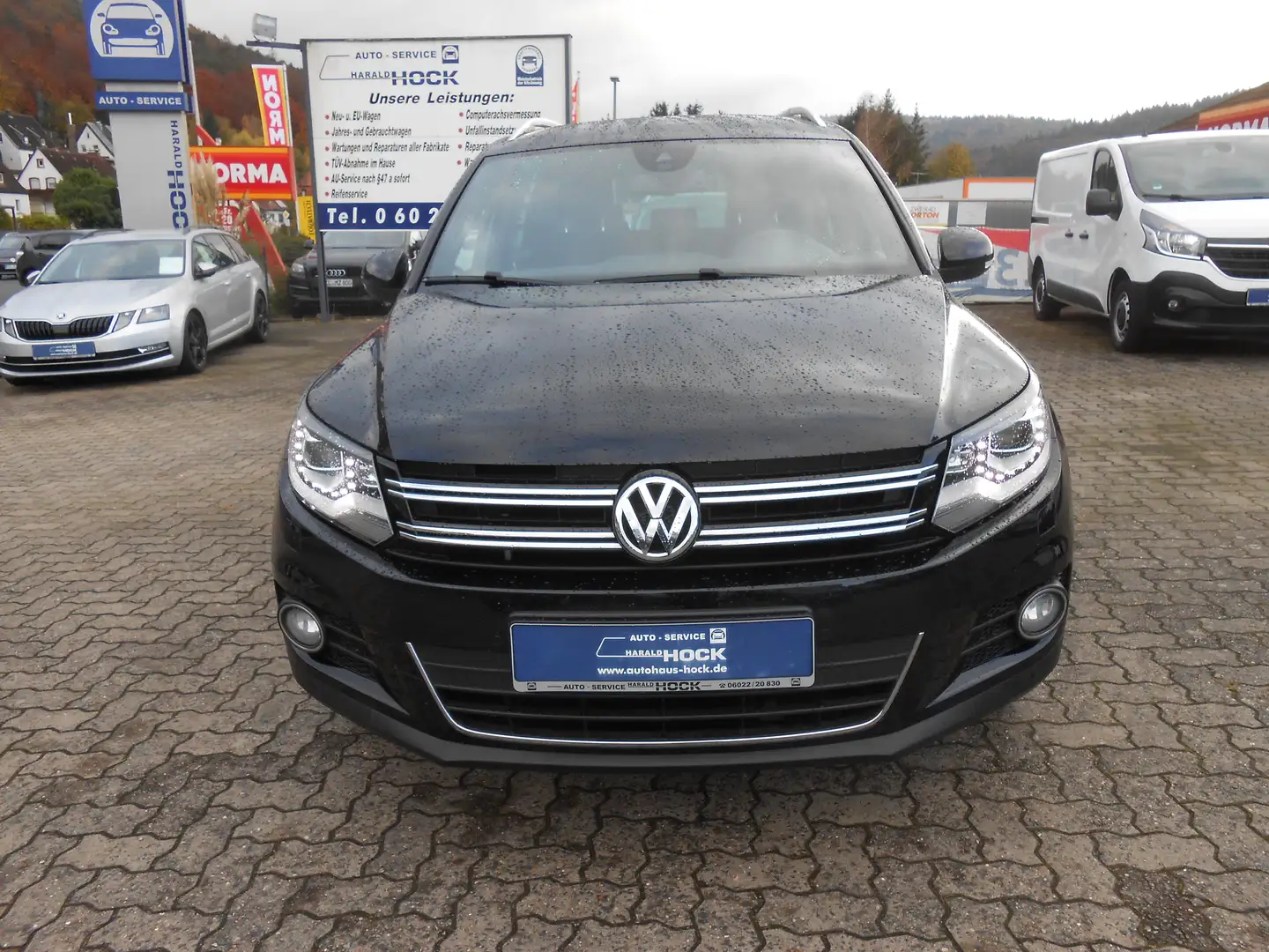Volkswagen Tiguan 1.4 TSI BlueMotion Technology Lounge Sport Schwarz - 1