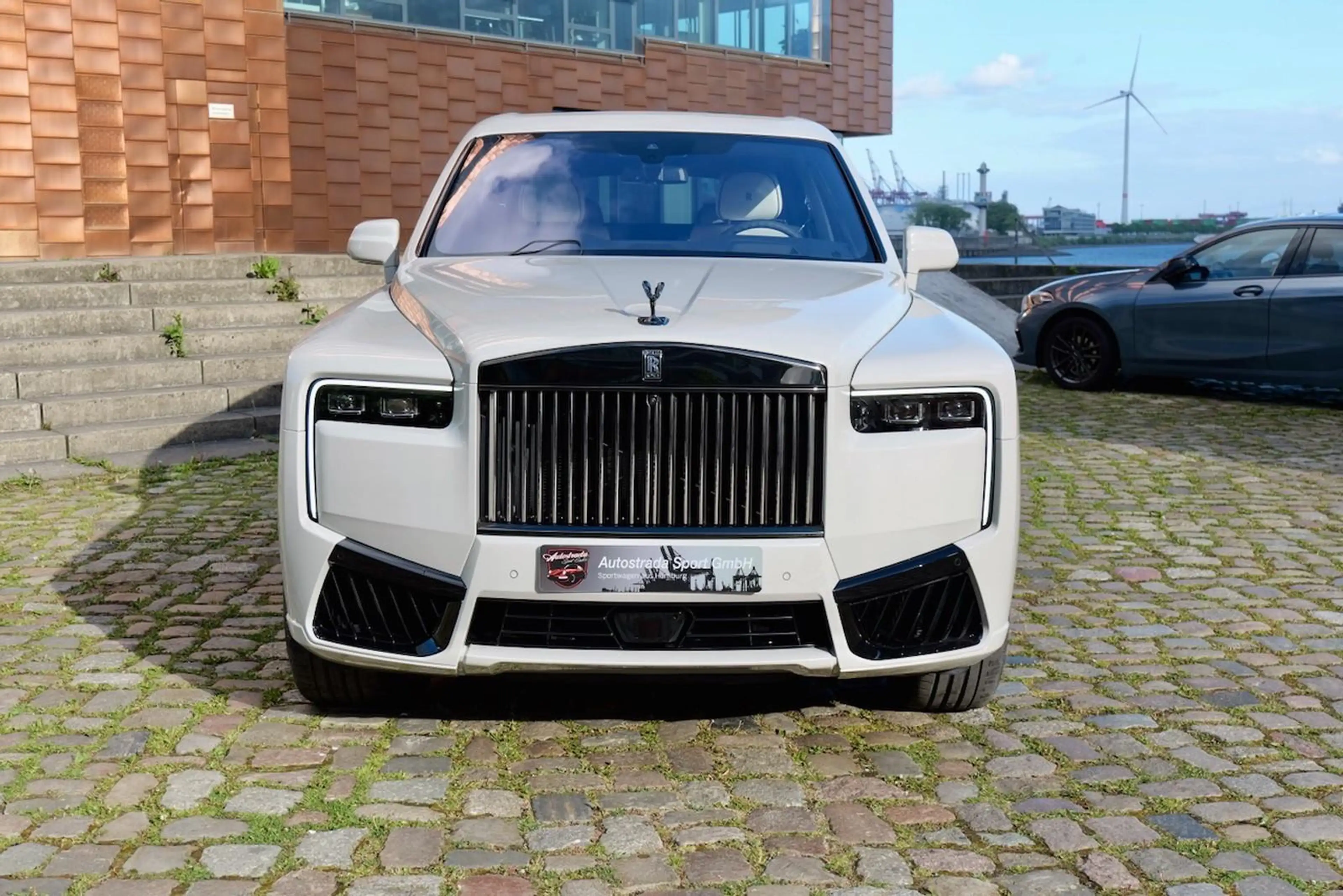 Rolls-Royce Cullinan Cullian Black Badge 4 Seats I Starlight I TV I Ma — photo 2