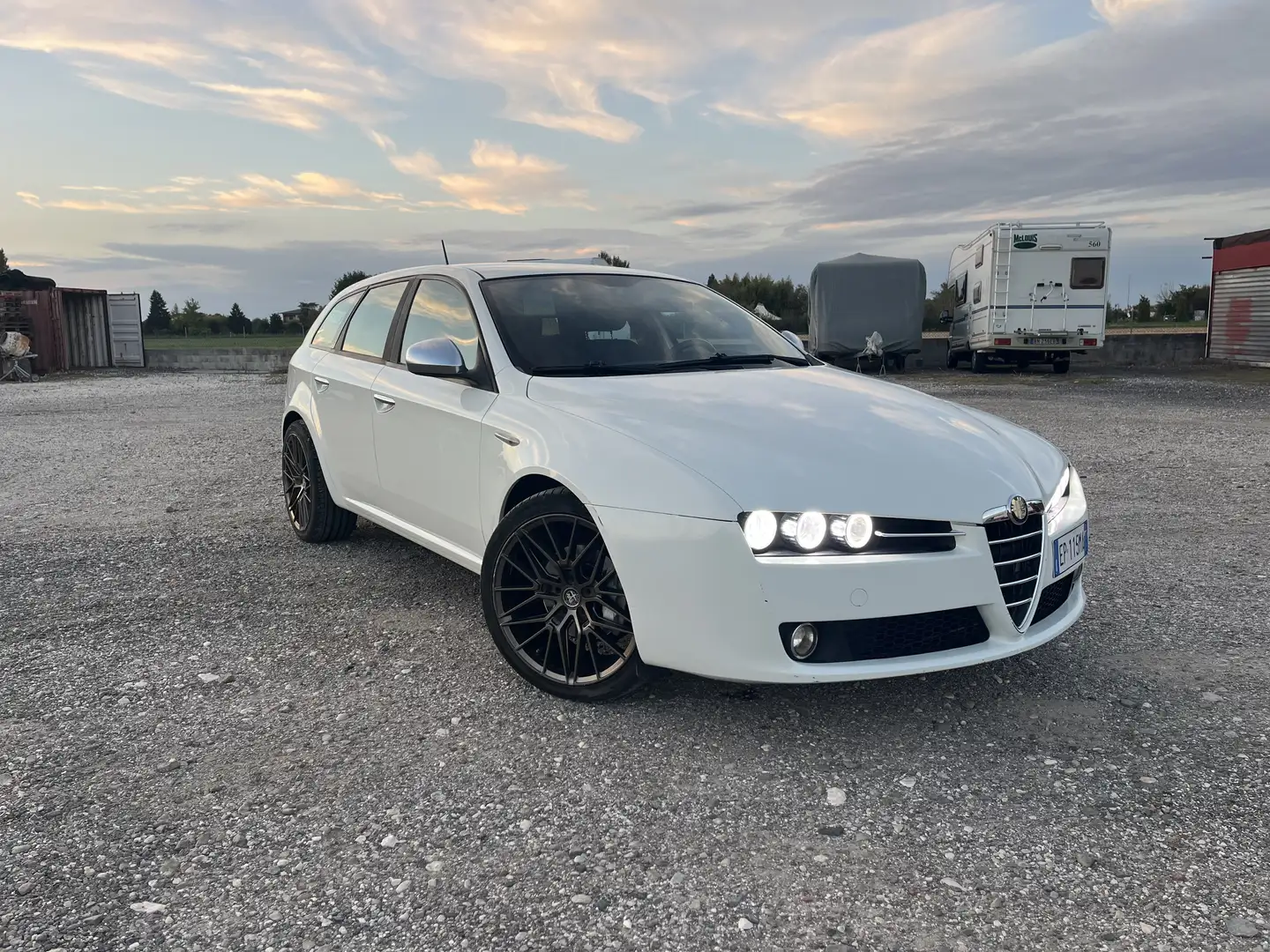 Alfa Romeo 159 159 SportwagonSW 2.0 jtdm Distinctive 136cv Blanco - 2