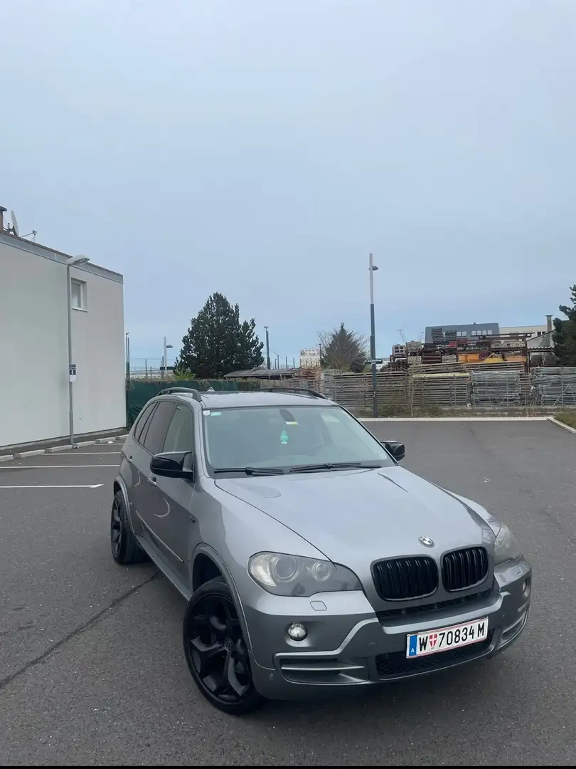 BMW X5 3,0d Österreich-Paket Aut. Grijs - 1