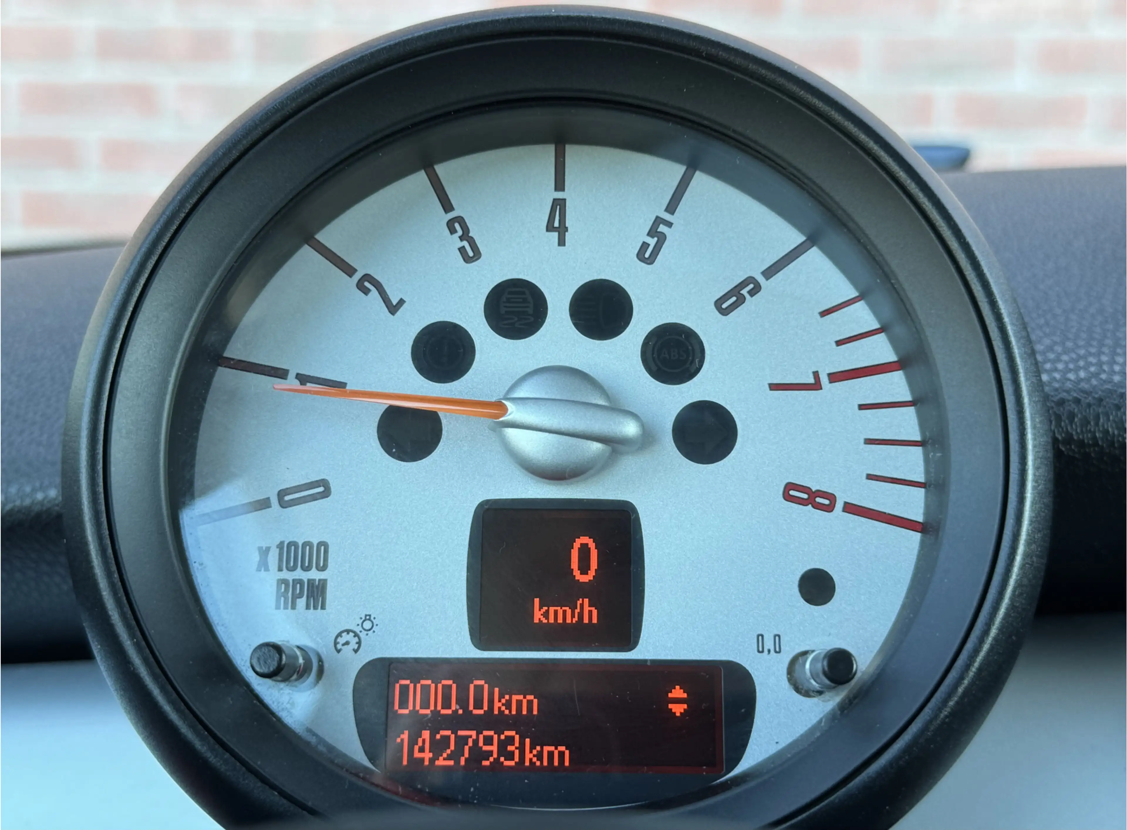 MINI One Clubman 1.6 CHILI | NL-AUTO! | NAVI! | PANODAK! — photo 36