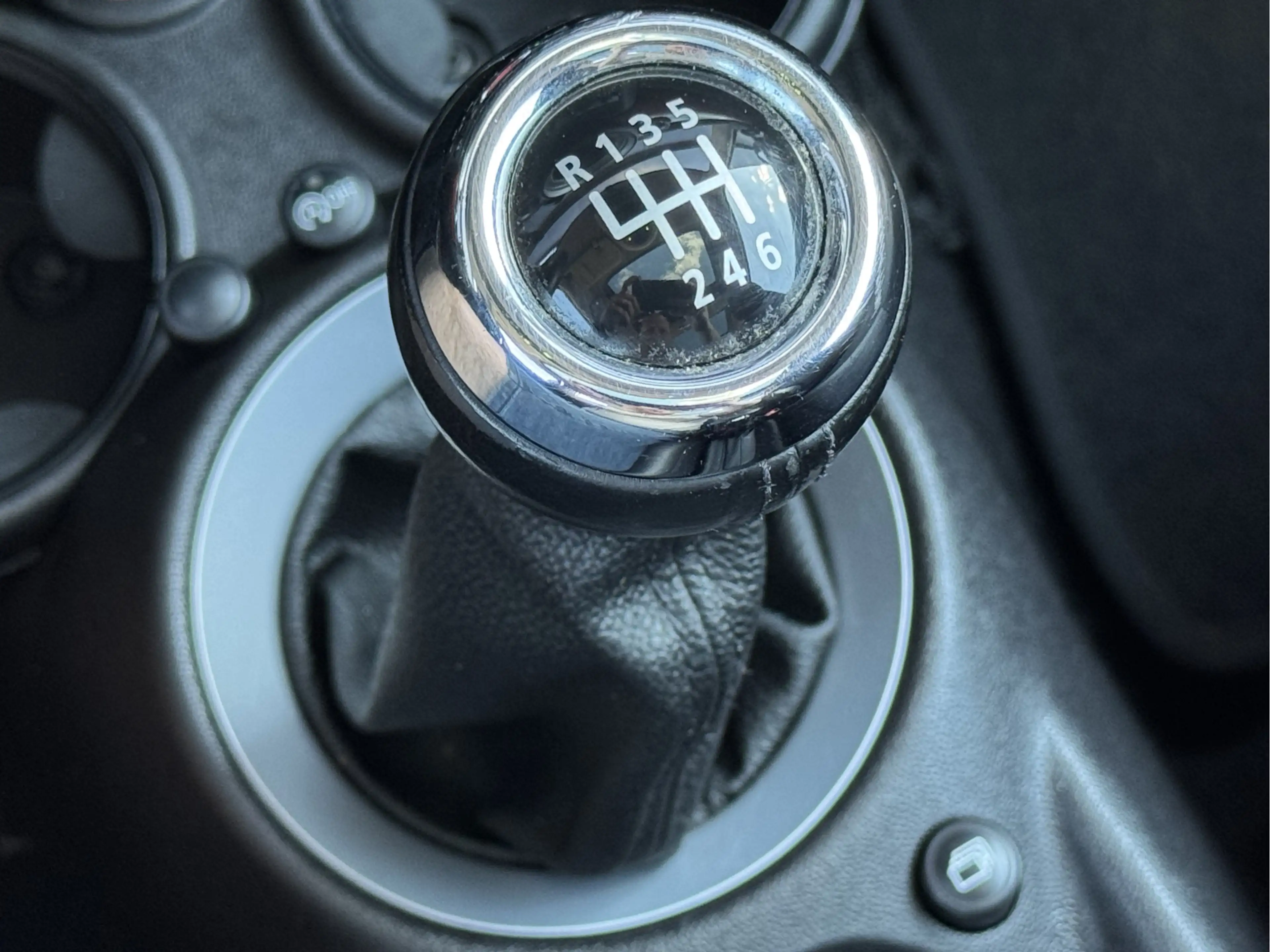 MINI One Clubman 1.6 CHILI | NL-AUTO! | NAVI! | PANODAK! — photo 18
