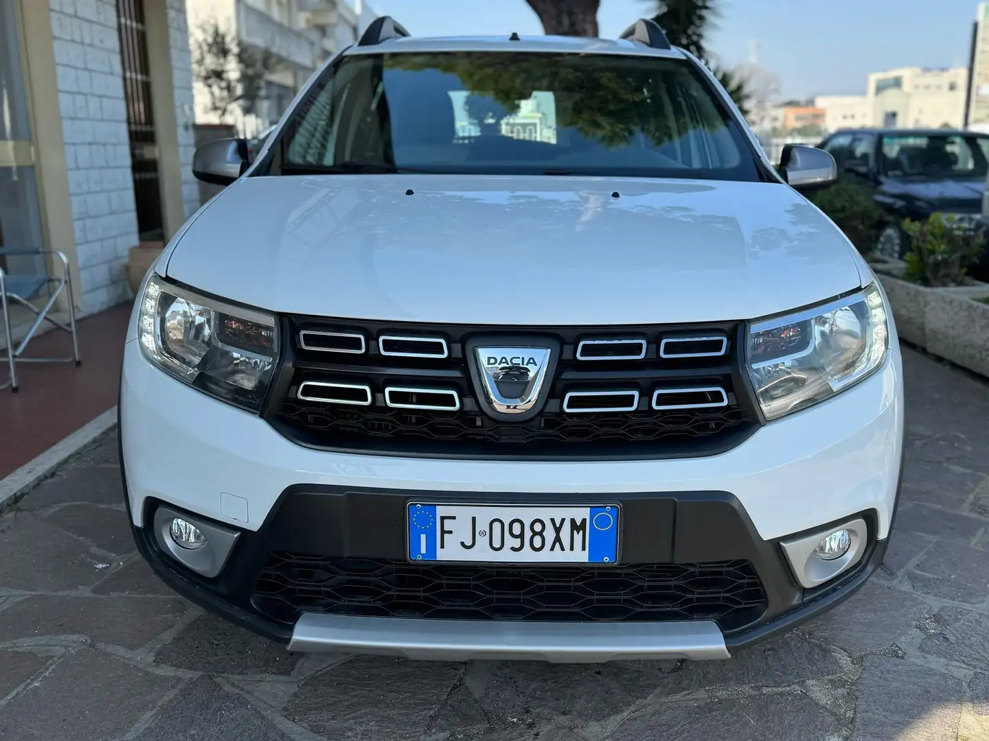Dacia Sandero Sandero Stepway 1.5 dci s Weiß - 2