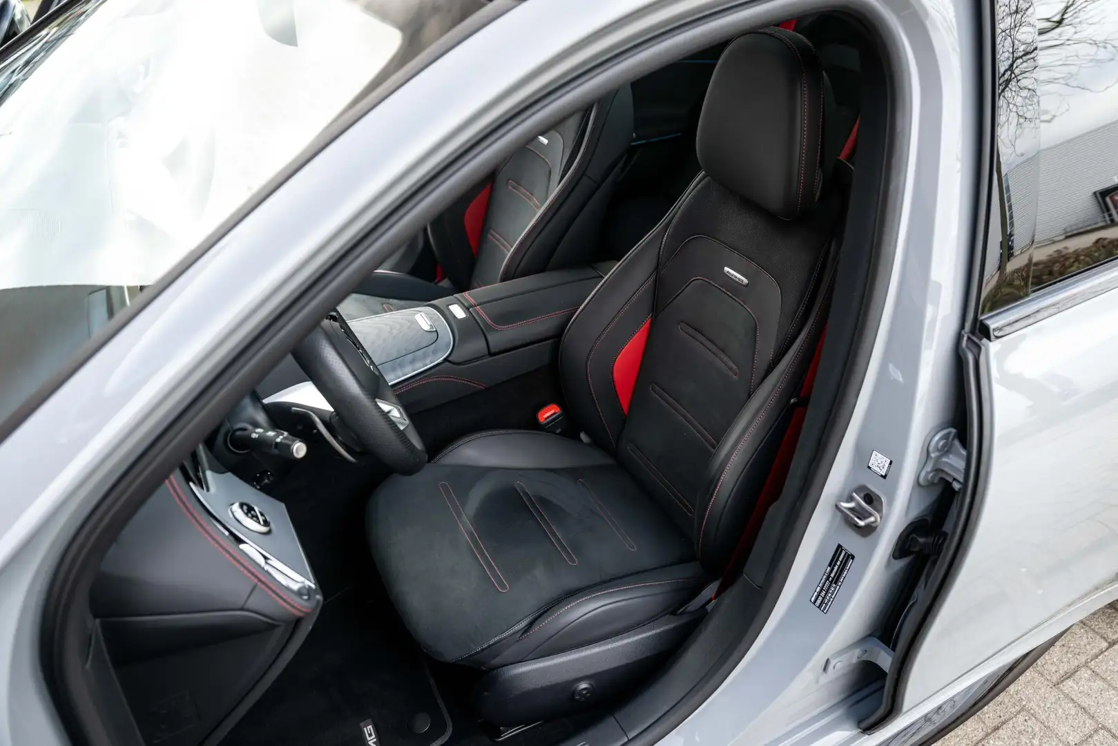 Mercedes-Benz E 53 AMG 4MATIC+ Achterasbesturing Panorama Trekhaak Gris - 2