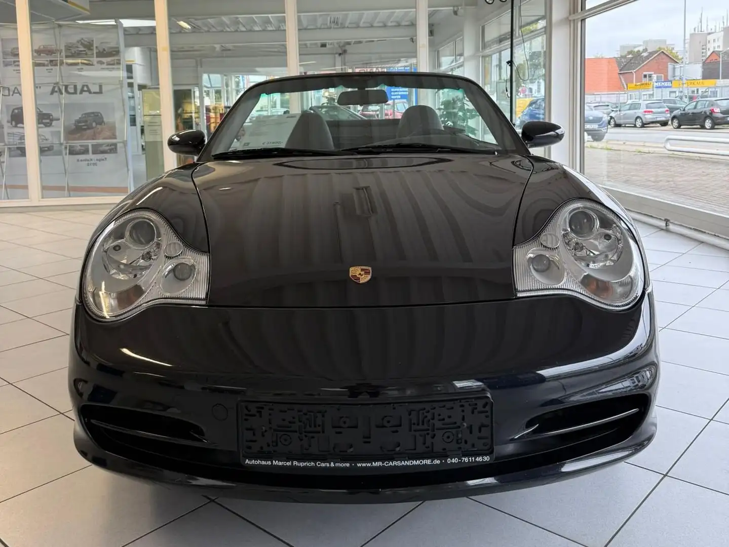 Porsche 996 911 Carrera Cabrio Schwarz - 2