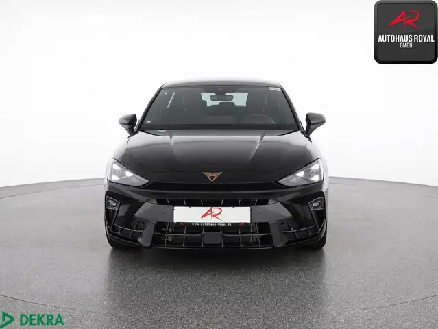 Cupra Leon view 8