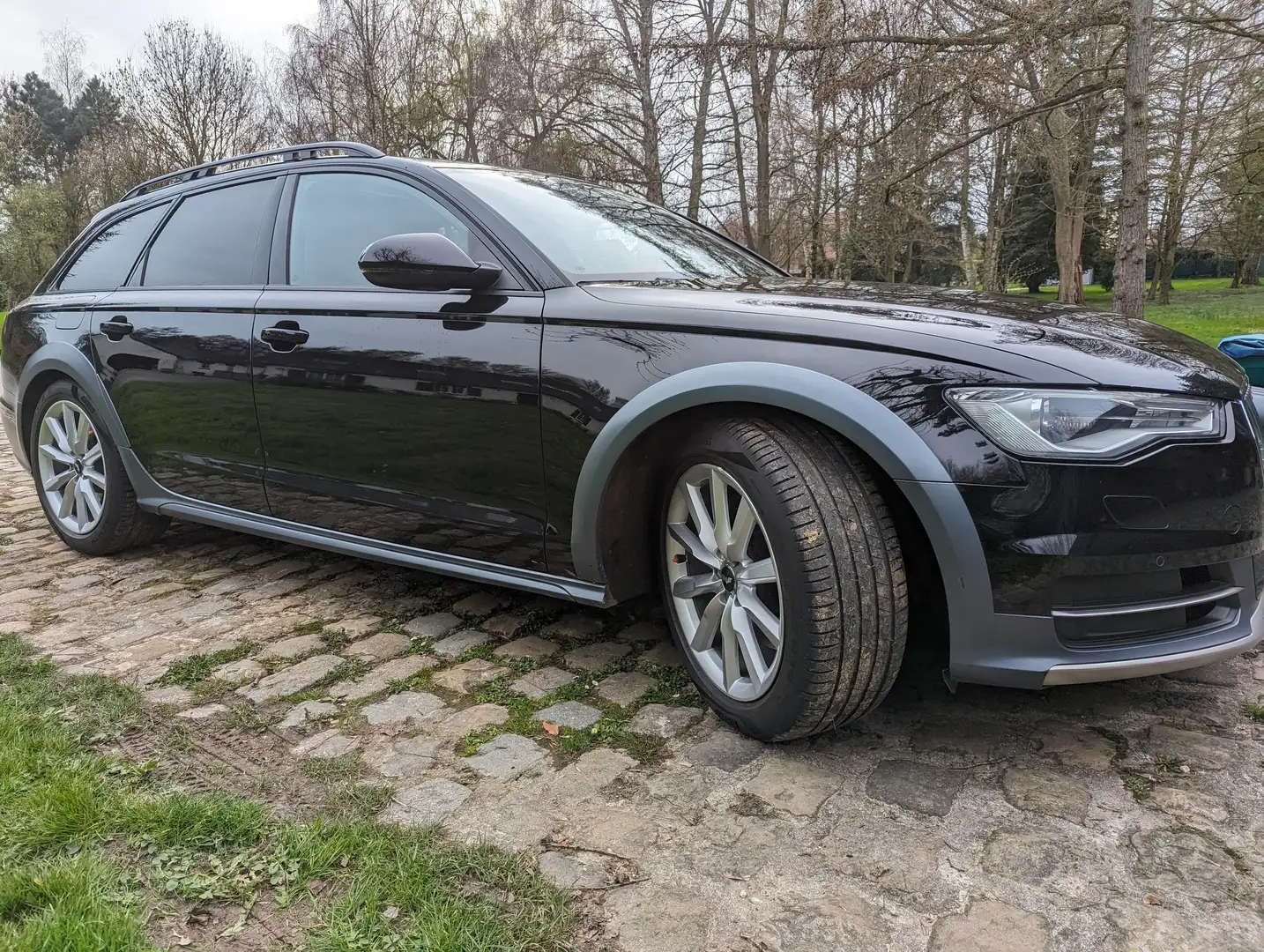 Audi A6 allroad 3.0l  272cv s tronic Luxe Black - 1