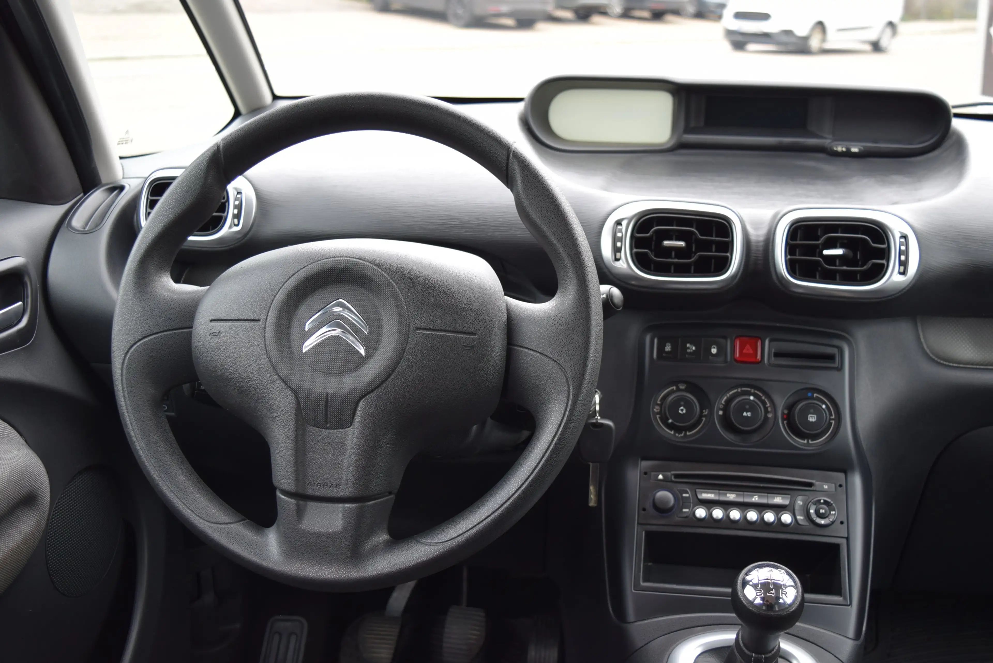 Citroen C3 Picasso Tendance — photo 10
