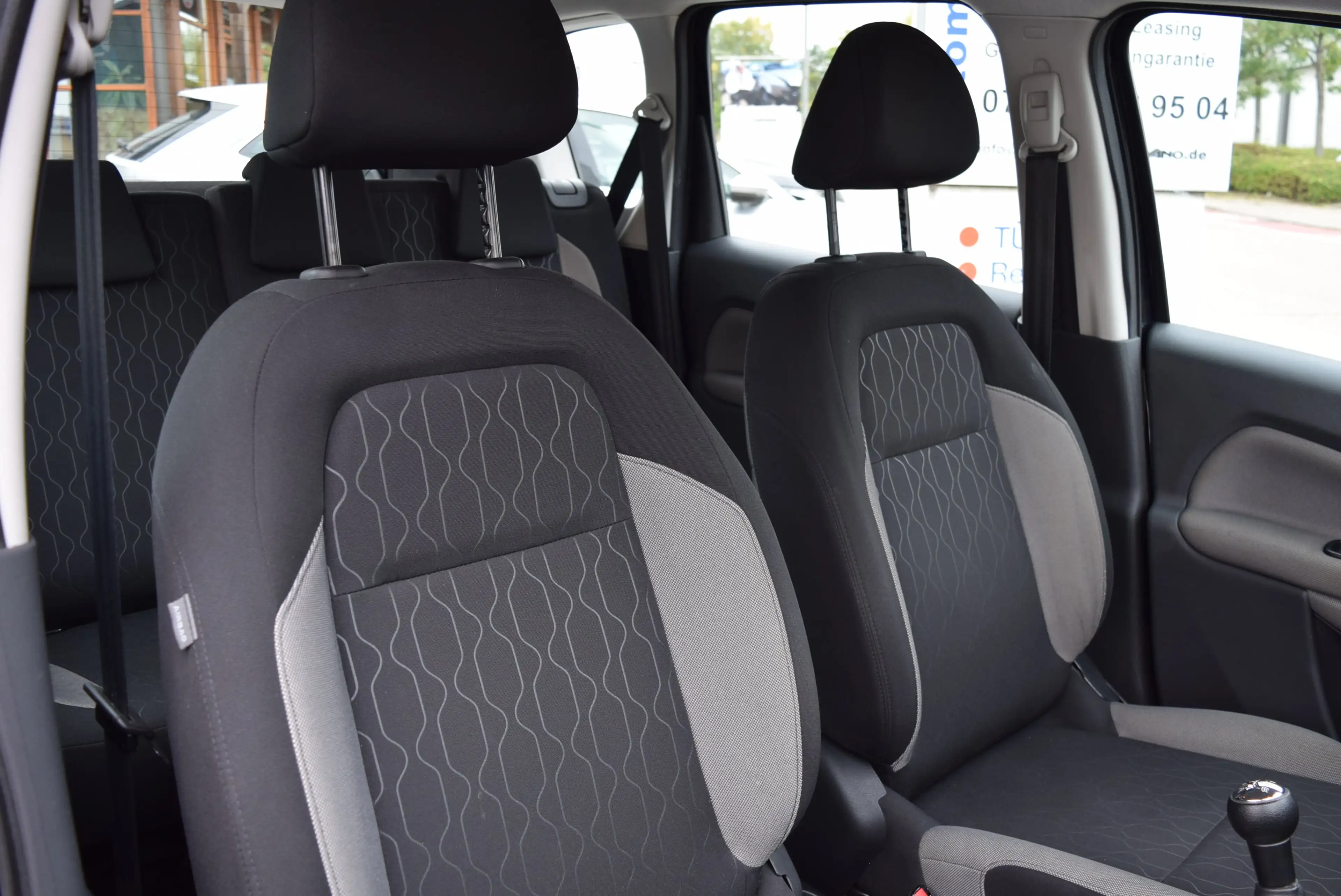 Citroen C3 Picasso Tendance — photo 14