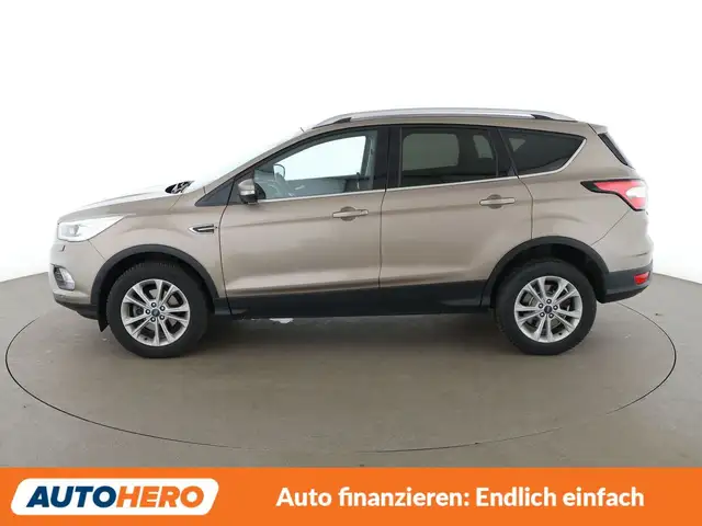 Ford Kuga view 3