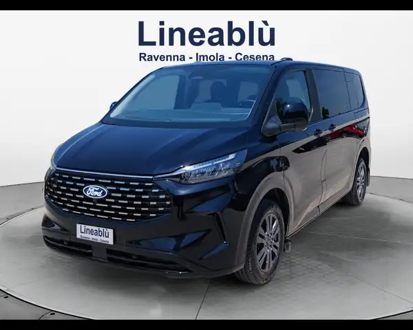 2024 Ford Tourneo Custom in Black for sale