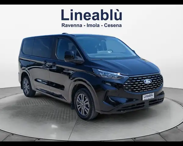 Ford Tourneo Custom view 7