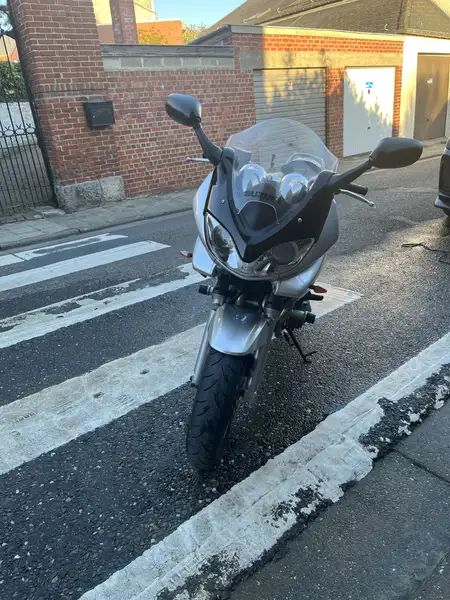 Suzuki Bandit 600 - foto 2