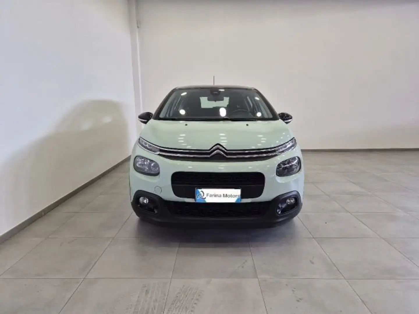 Citroen C3 PureTech 82 Shine - NEOP. - UNIP. - Cam - Carplay Grün - 2