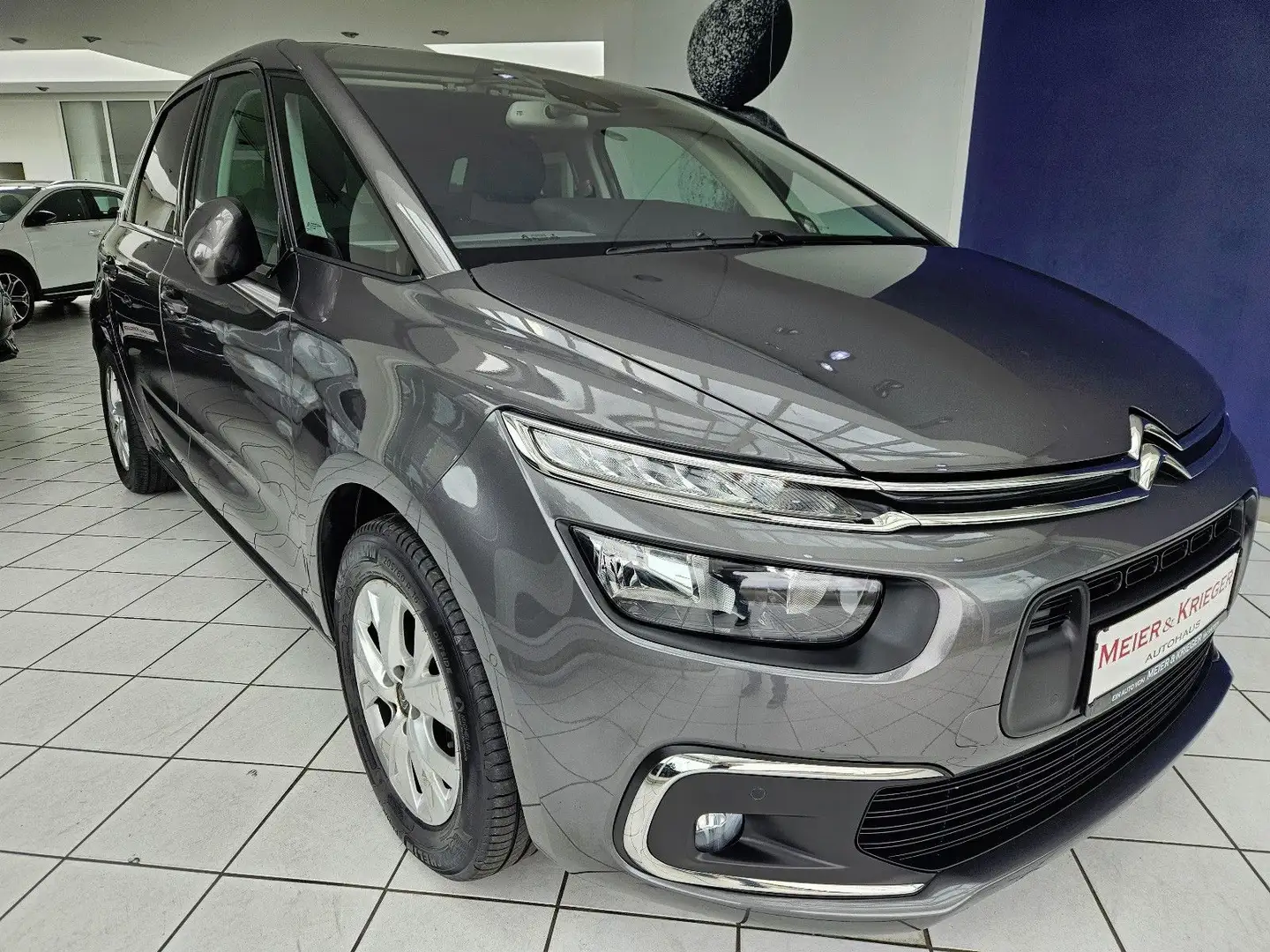 Citroen C4 SpaceTourer Selection Aut/Navi/Kamera/ACC/1Hd Grau - 1