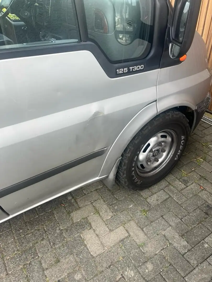 Ford Transit Transit 300 K TDCi Pkw - 2